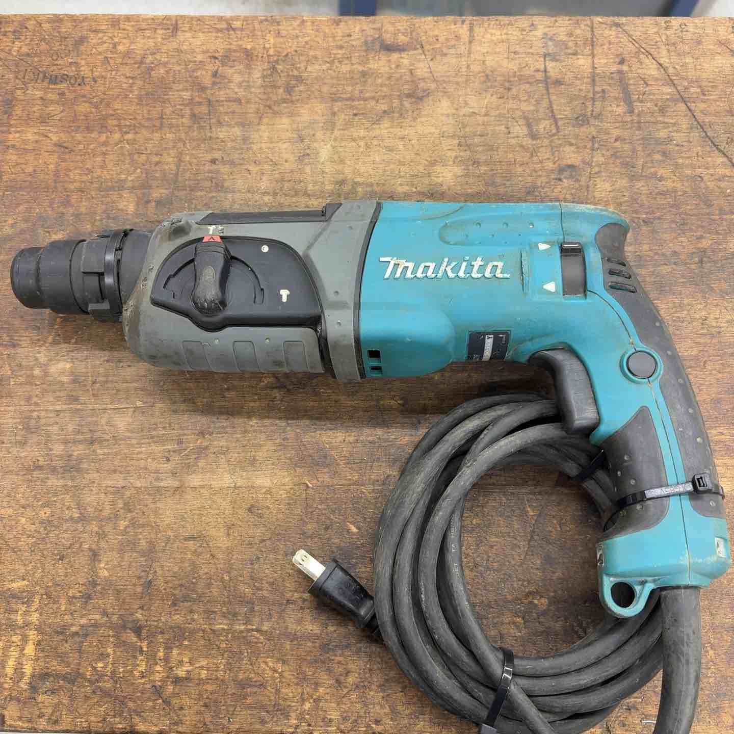 マキタ makita ハンマドリル HR2470F 八潮店