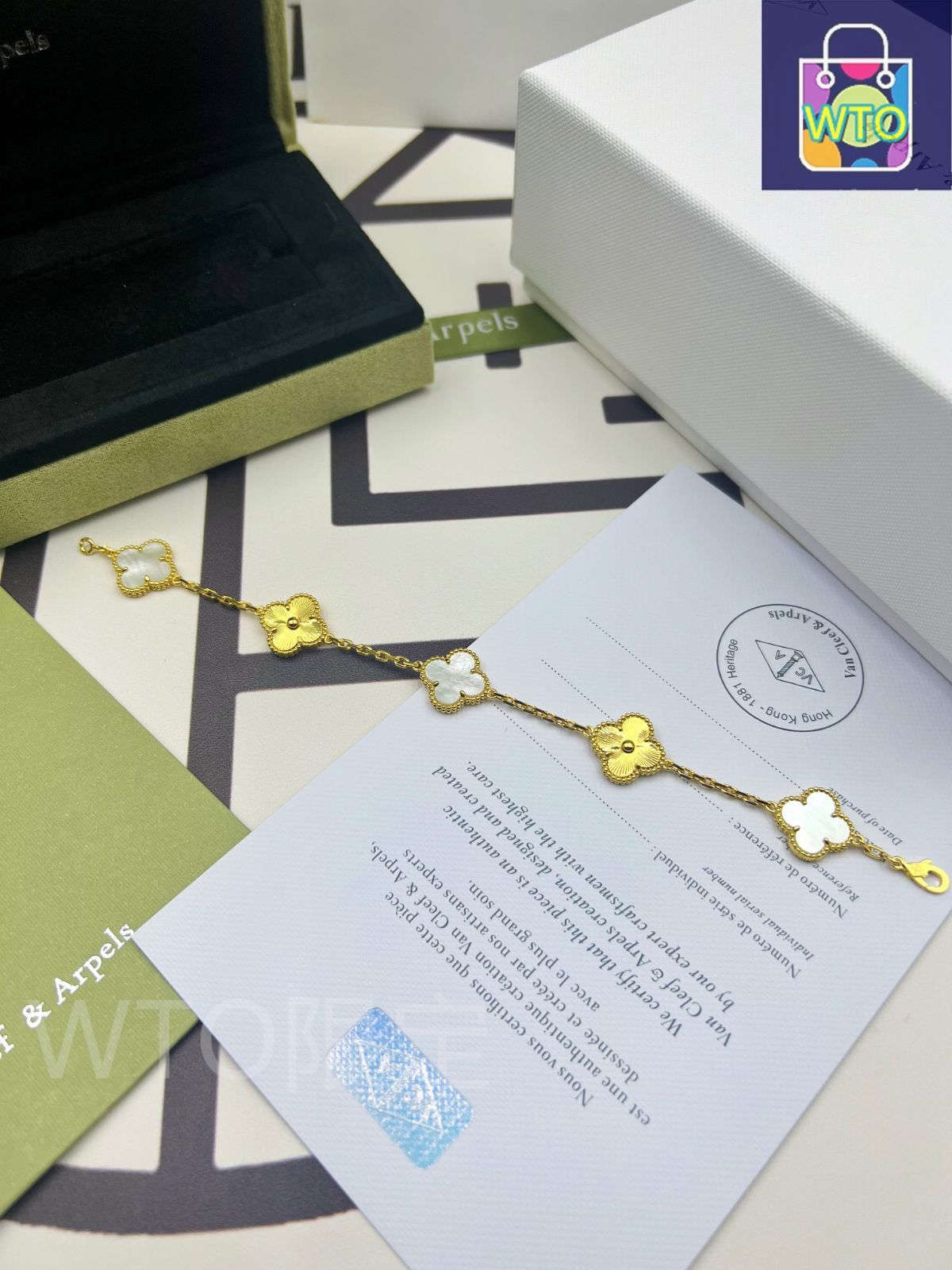 Van Cleef - Arpels ヴァン クリーフ＆アーペル 四つ葉のクローバー ホワイト マザーオブパール レーザー ネックレス｜ ｜ ♥-WTO輸入1