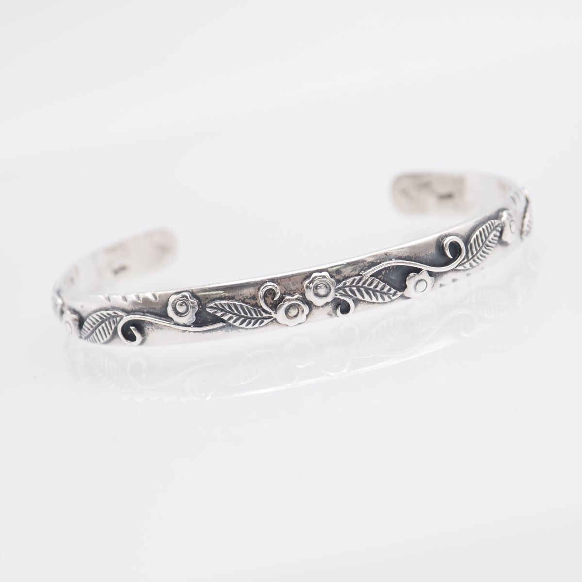 G907 アガット agete SILVER刻印 バングル フラワー リーフ デザイン シルバー 腕輪