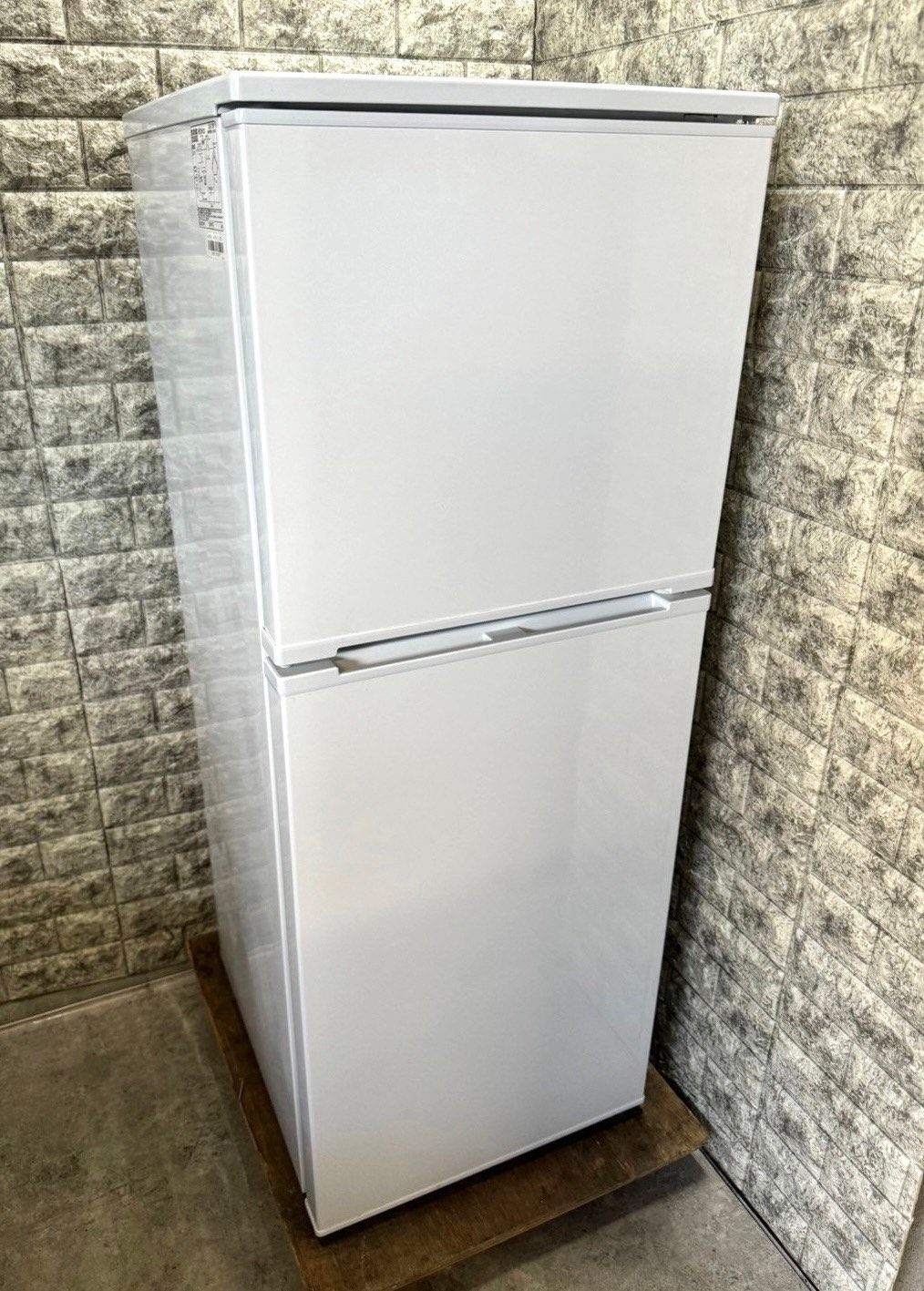 配達可【冷蔵庫】【アビテラックス】139L 2022年製☆6ヶ月保証