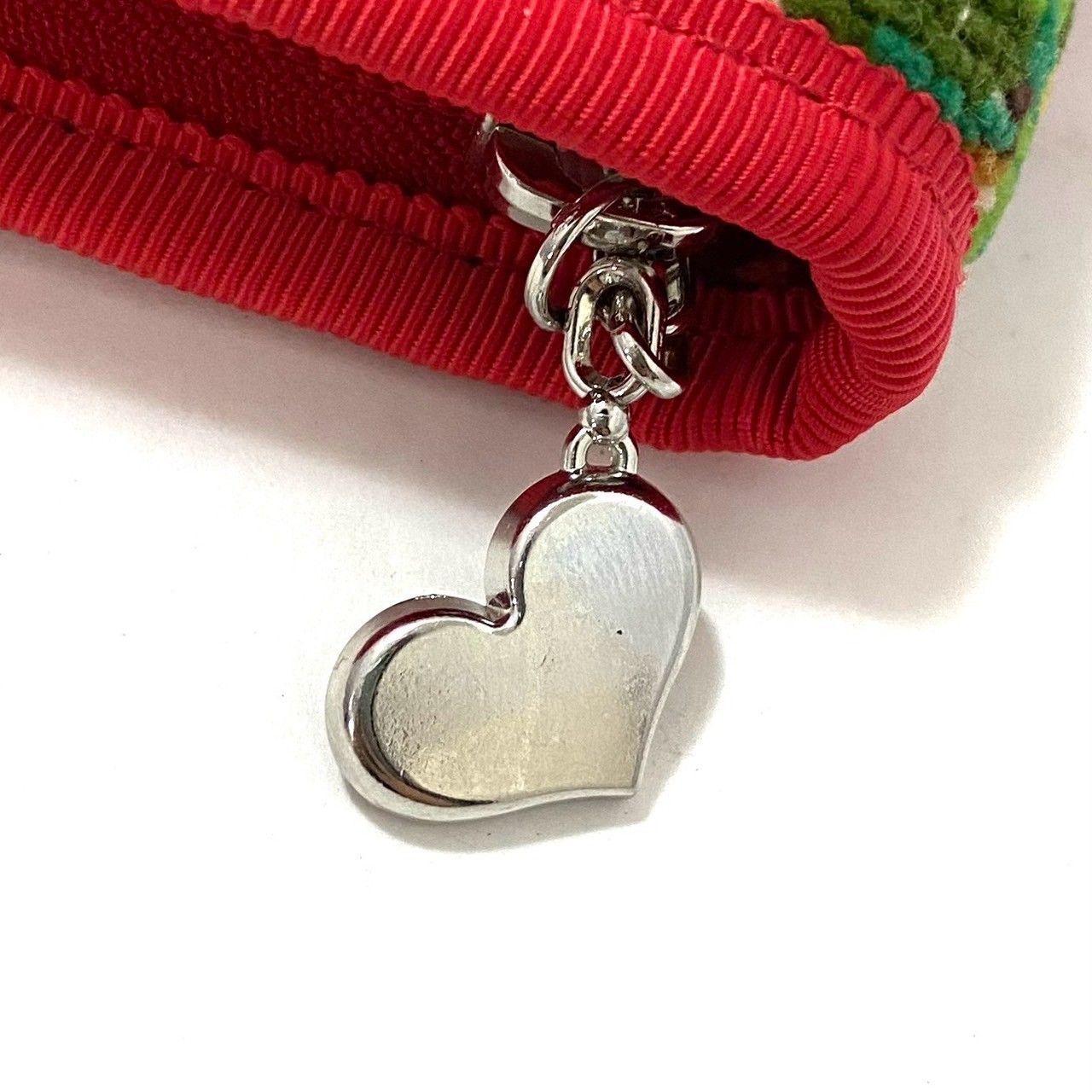 レア！！！！　FEILER イチゴ柄 母子手帳カバー　マルチケース レア！！！！ FEILER イチゴ柄 母子手帳カバー マルチケース