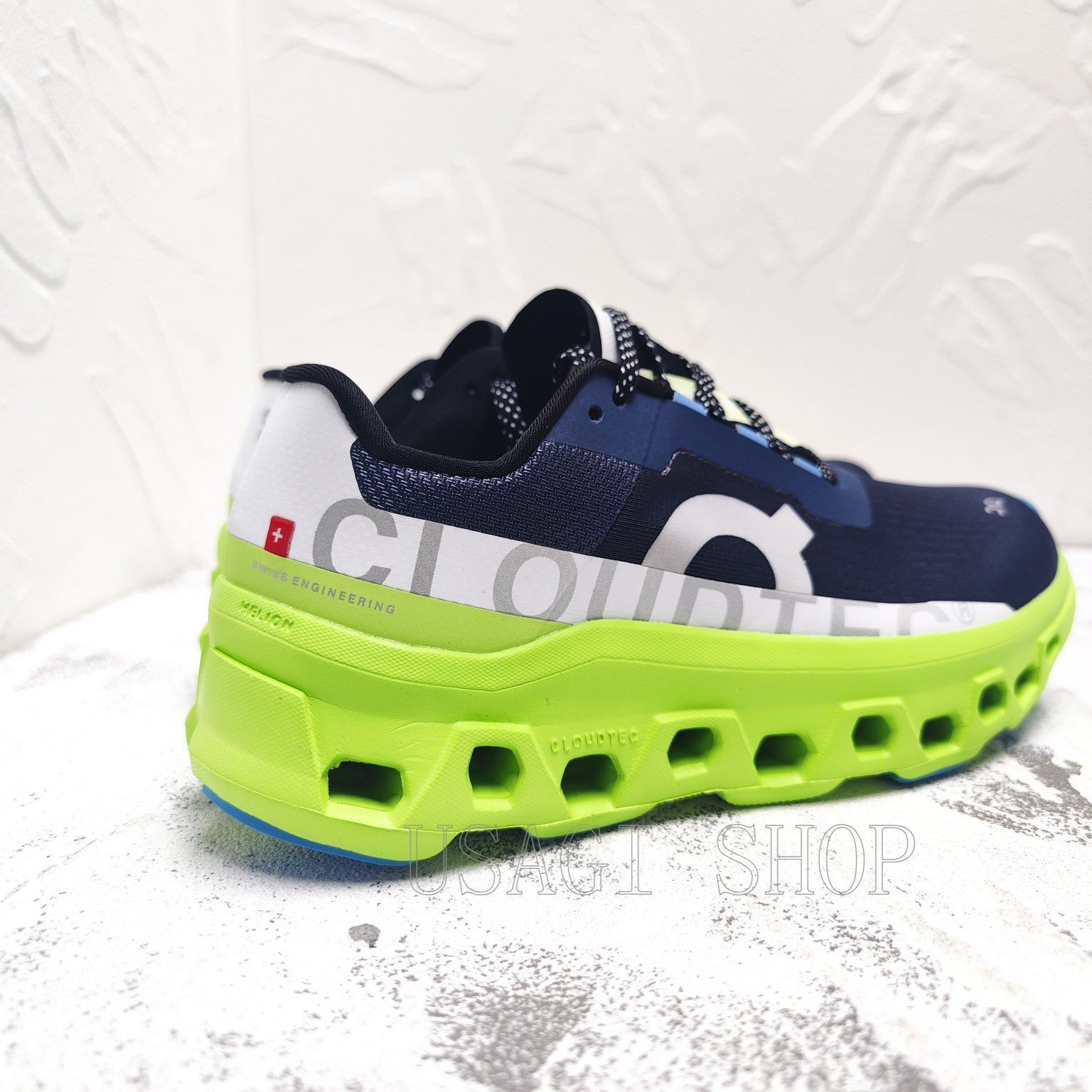 On Cloudstratus ランニングシューズ グリーン On クラウドストラトス 3 (ランニングシューズ) 価格比較 - 価格.com