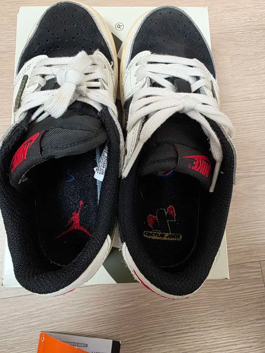 ミディアムオリーブ