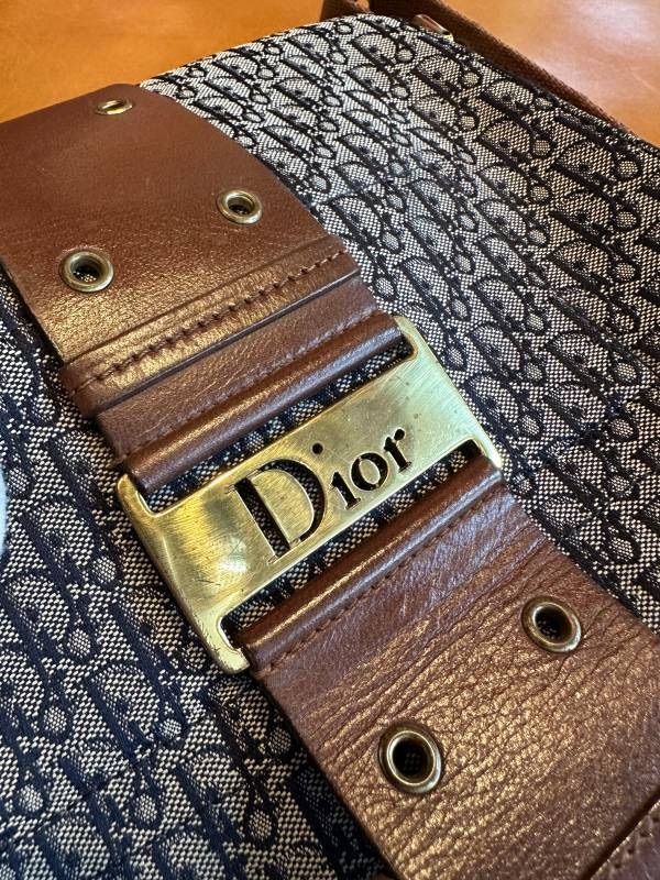 ストリートシックショルダーバッグ