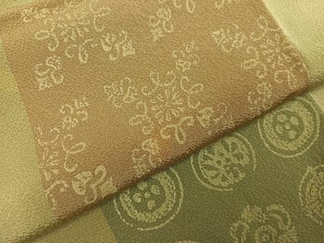 上質な小紋 市松花文