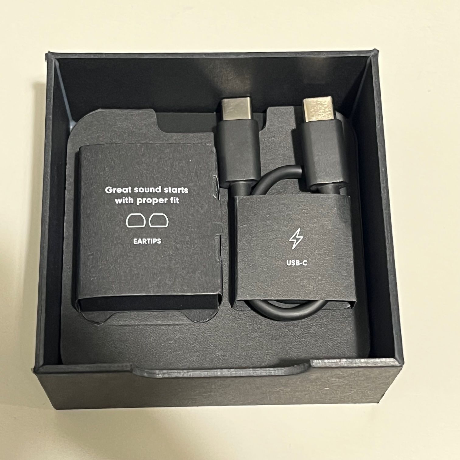 美品 Beats Fit Pro × fragment design コラボ イヤホン ビーツ