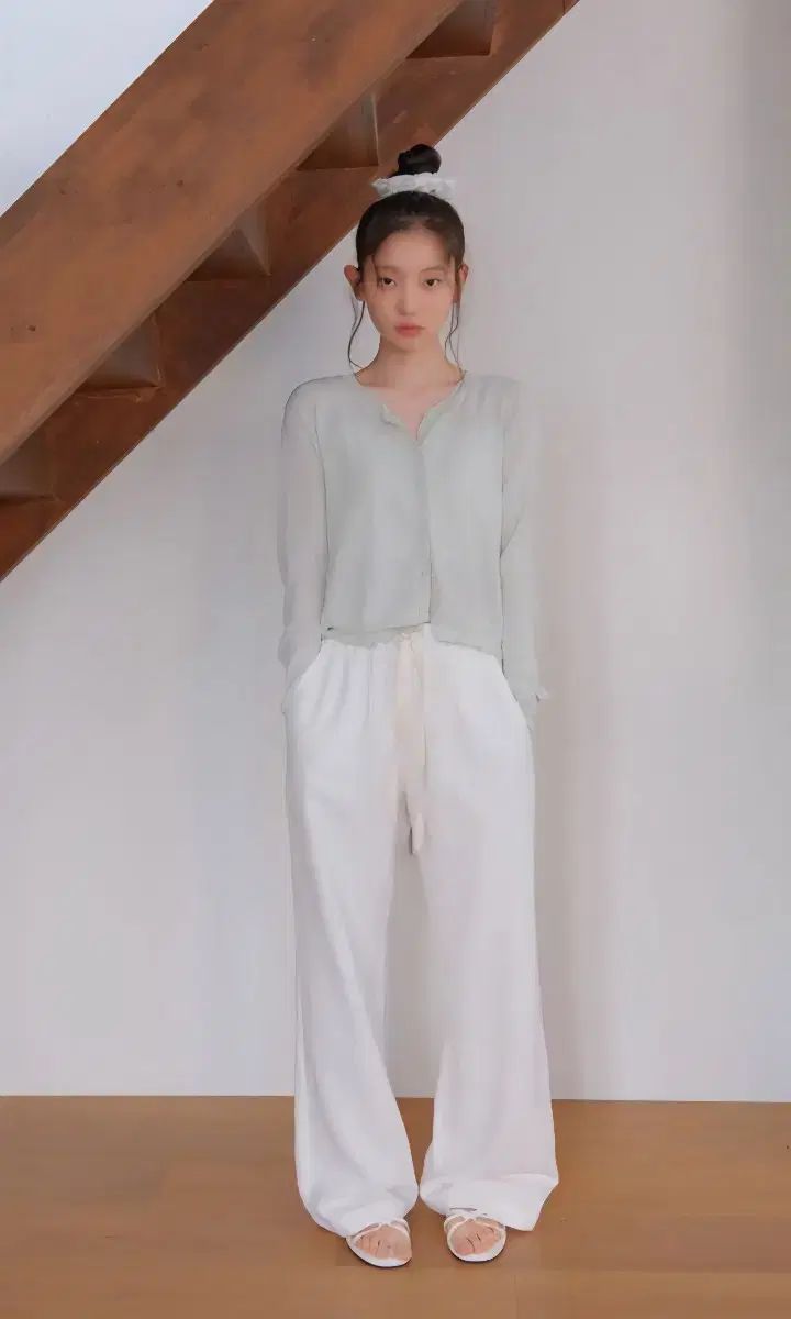 moui モック リネン バンディング スラックス パンツ