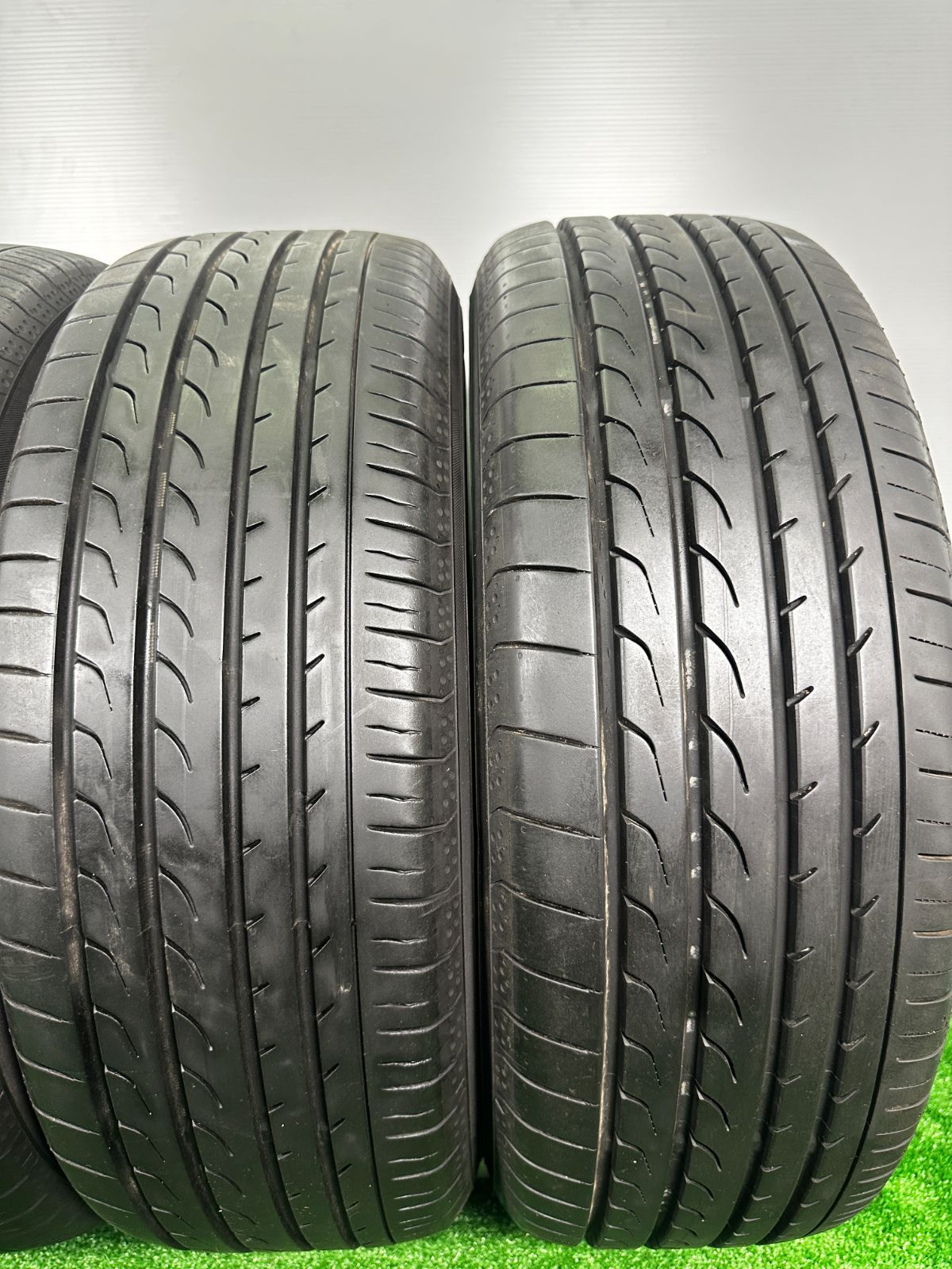 送料無料195/65R15 ヨコハマ RV-02 2019～2020年製 4本 夏タイヤ ノーマル