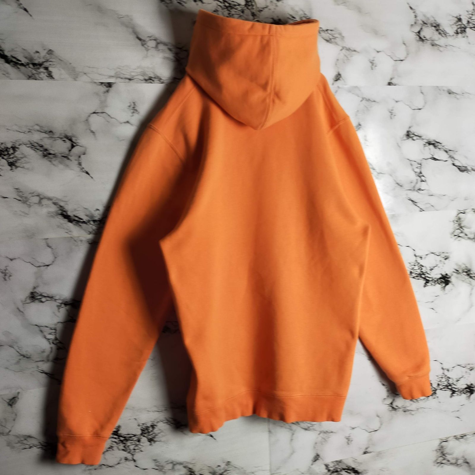 【人気モデル】ステューシー⭐︎刺繍 センター ロゴ パーカー 入手困難 即完売 即完売モデル】ステューシー☆センター刺繍ロゴ パーカー 入手