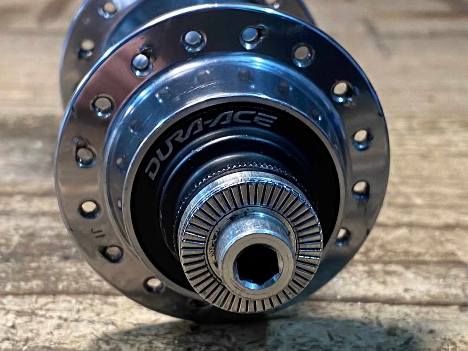 【32h】dura-ace ハブ 10s hb-7900 fh-7900 32h】dura-ace ハブ 10s hb-7900 fh-7900 - メルカリ