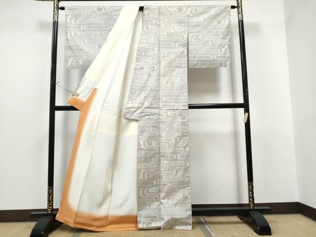 平和屋着物●本場大島紬　白大島　エ霞花鳥文　正絹　逸品　CABA8217ut 平和屋着物○本場大島紬 白大島 エ霞吉祥文 押博和作