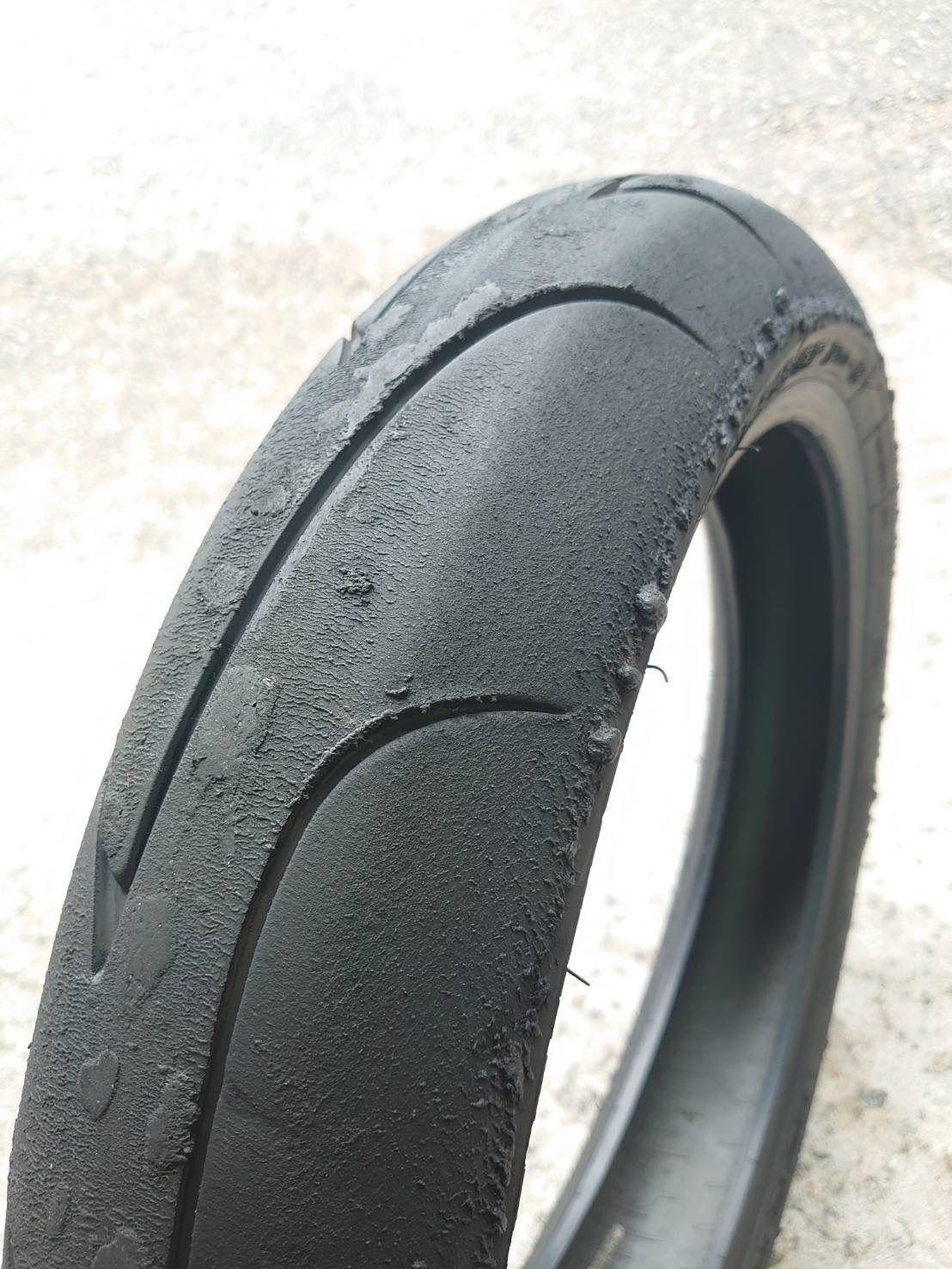 DUNLOP D213GP PRO-2 120/70ZR17 40