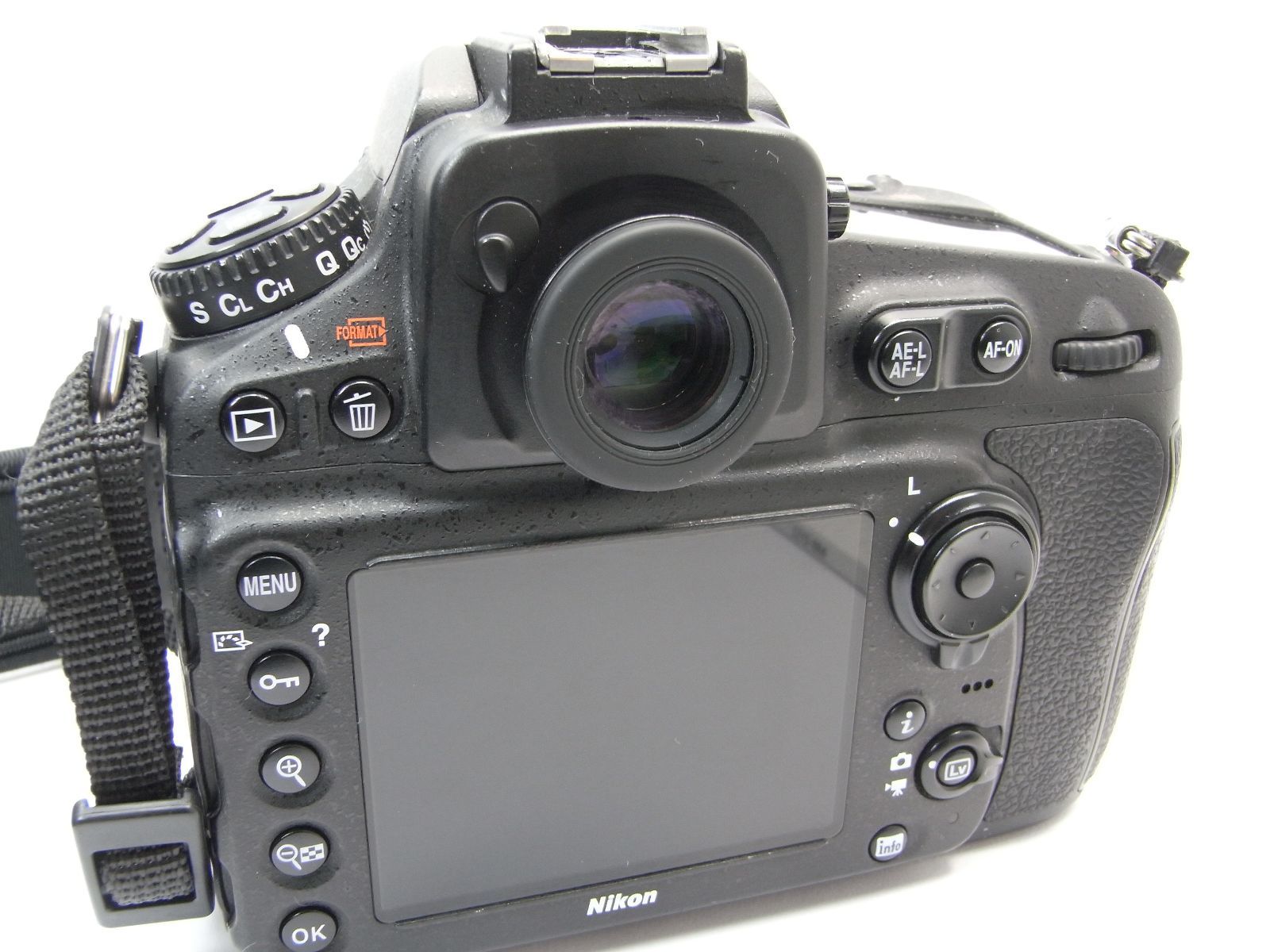 Nikon D810+MB-D12セット マルチパワーバッテリーパック MB-D12 - 概要 | アクセサリー