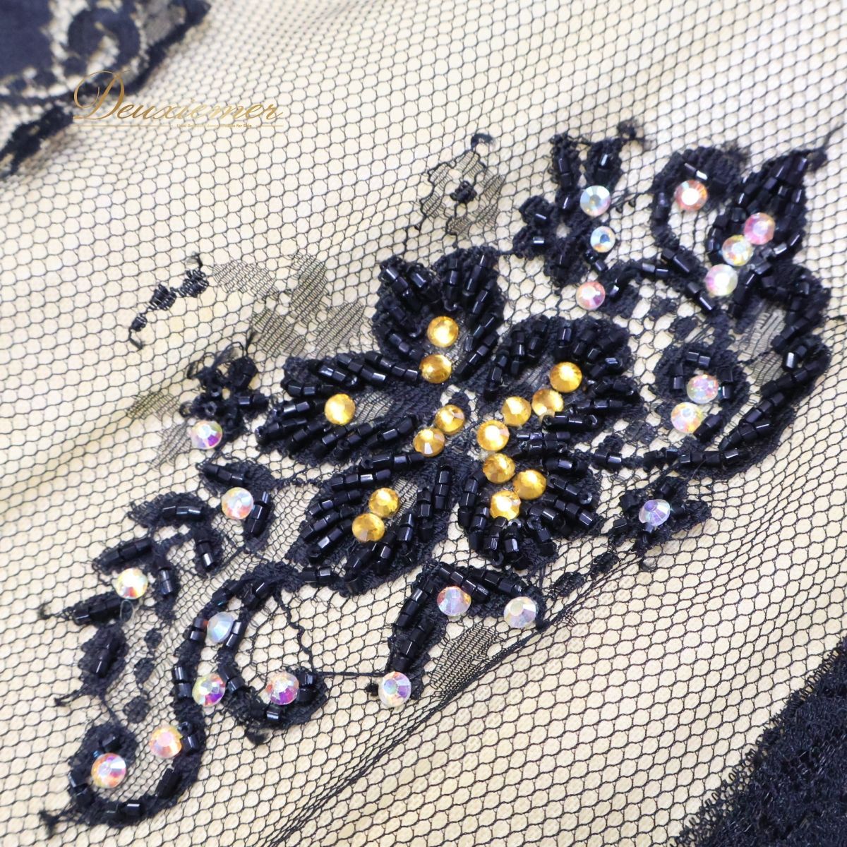 新品sale】エジプト製ベリーダンス セットアップ 黒と白の花柄 新品