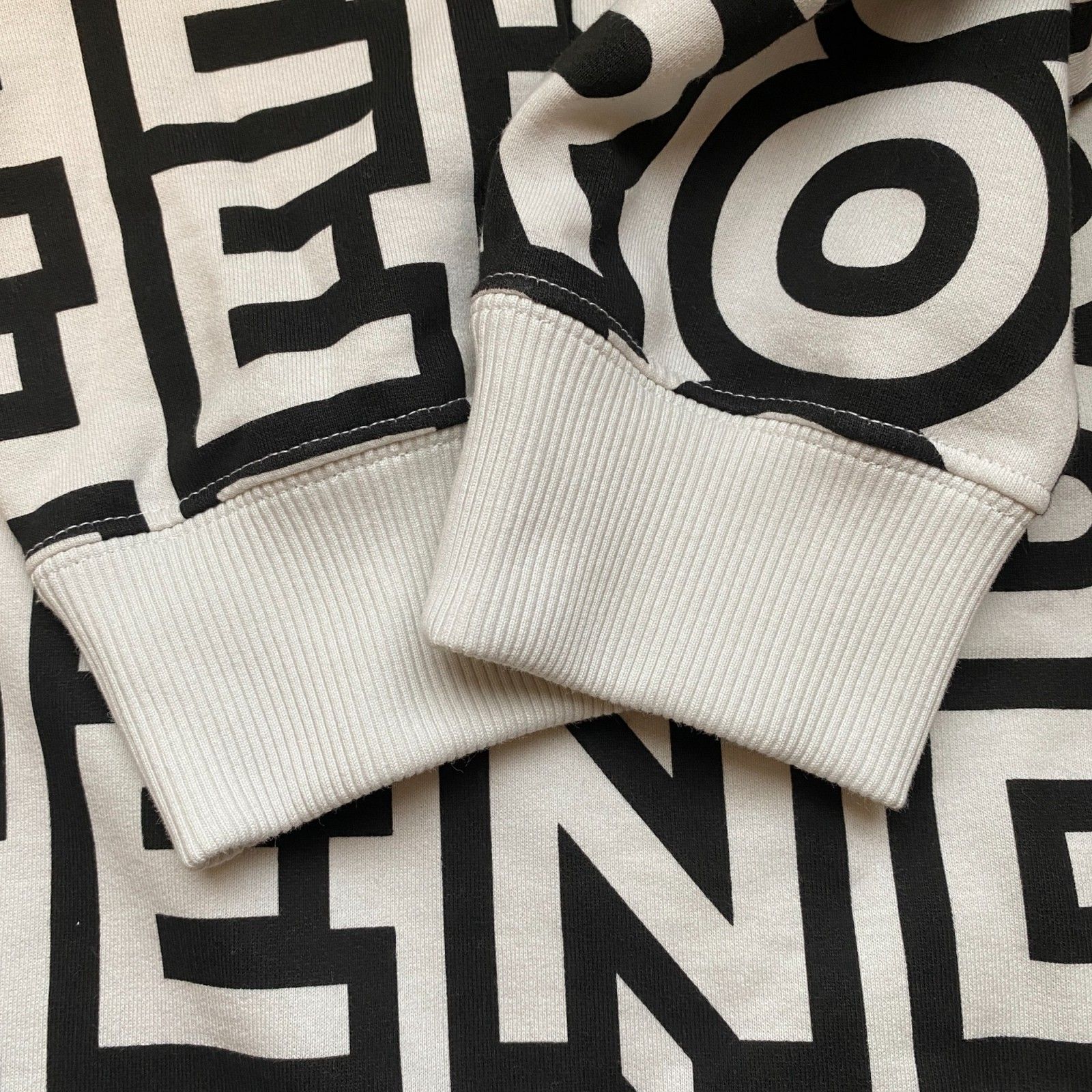 FENDI フェンディMARC JACOBS コラボ スウェット 【公式通販】