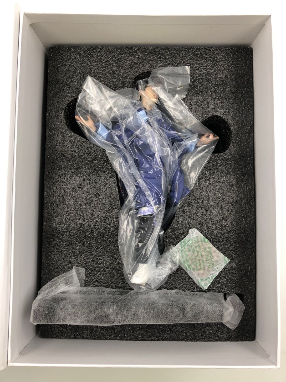 ♪) BTS 防弾少年団 JIN IDOL デラックス スタチュー ホットトイズ