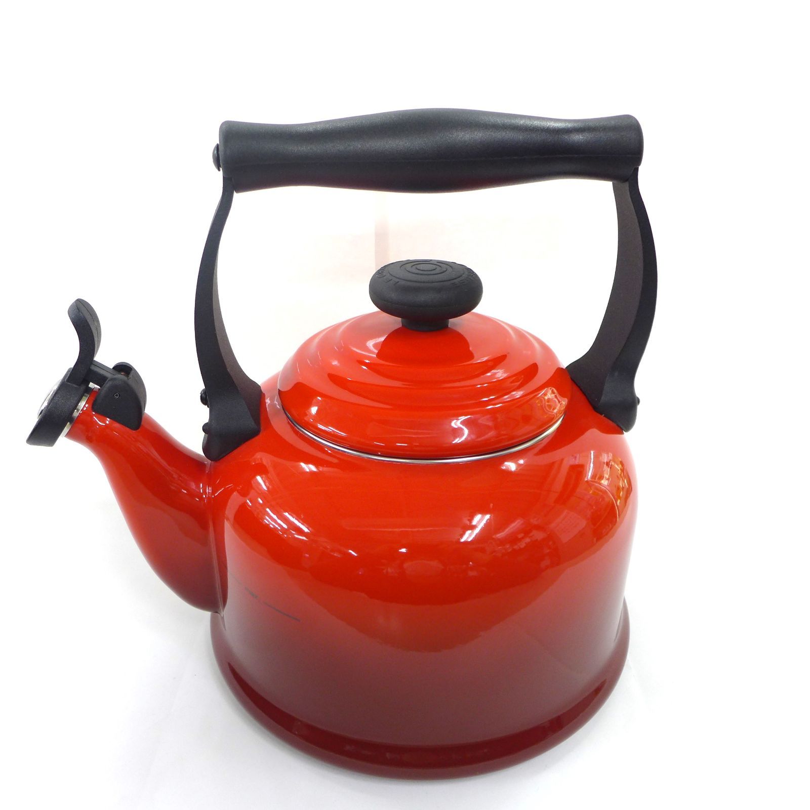 美品 LE CREUSET ル・クルーゼ 2.1Lケトル チェリーレッド - メルカリ