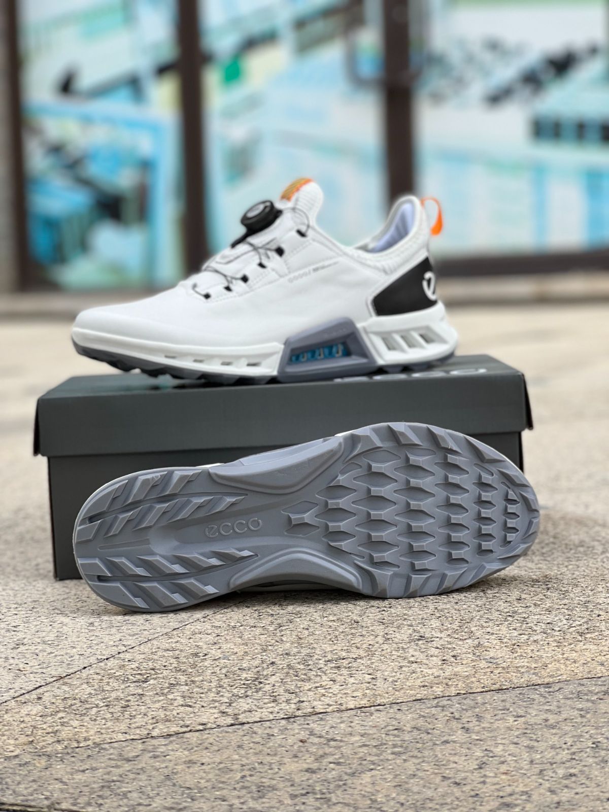 ECCO ゴルフシューズ ホワイト　26cm 一度のみ使用 特集 - エコーゴルフシューズ | ゴルフウェア通販のT-on