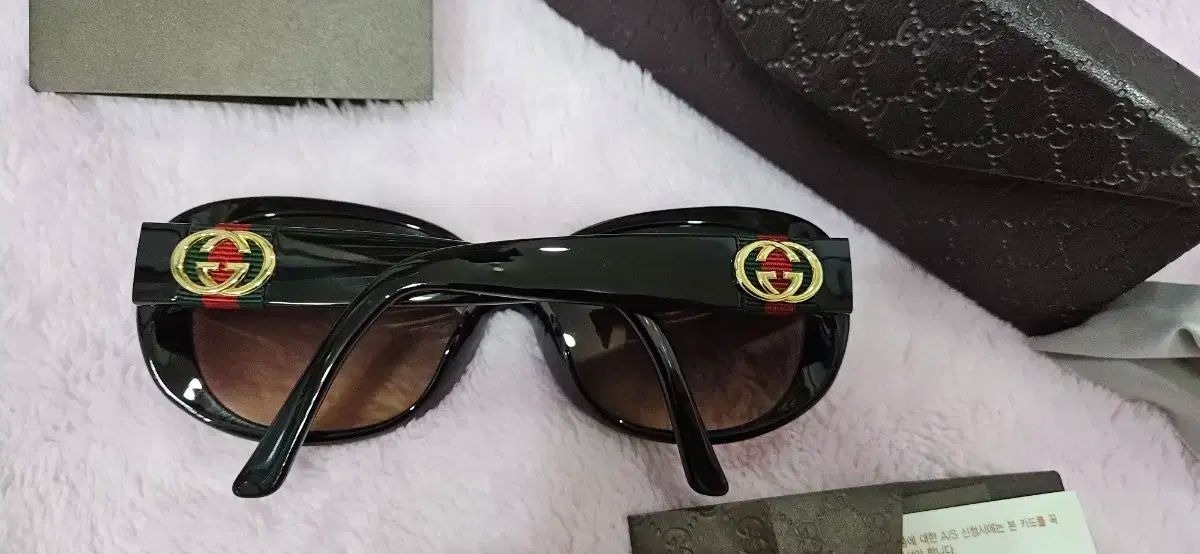 GUCCI サングラス 未使用に近い
