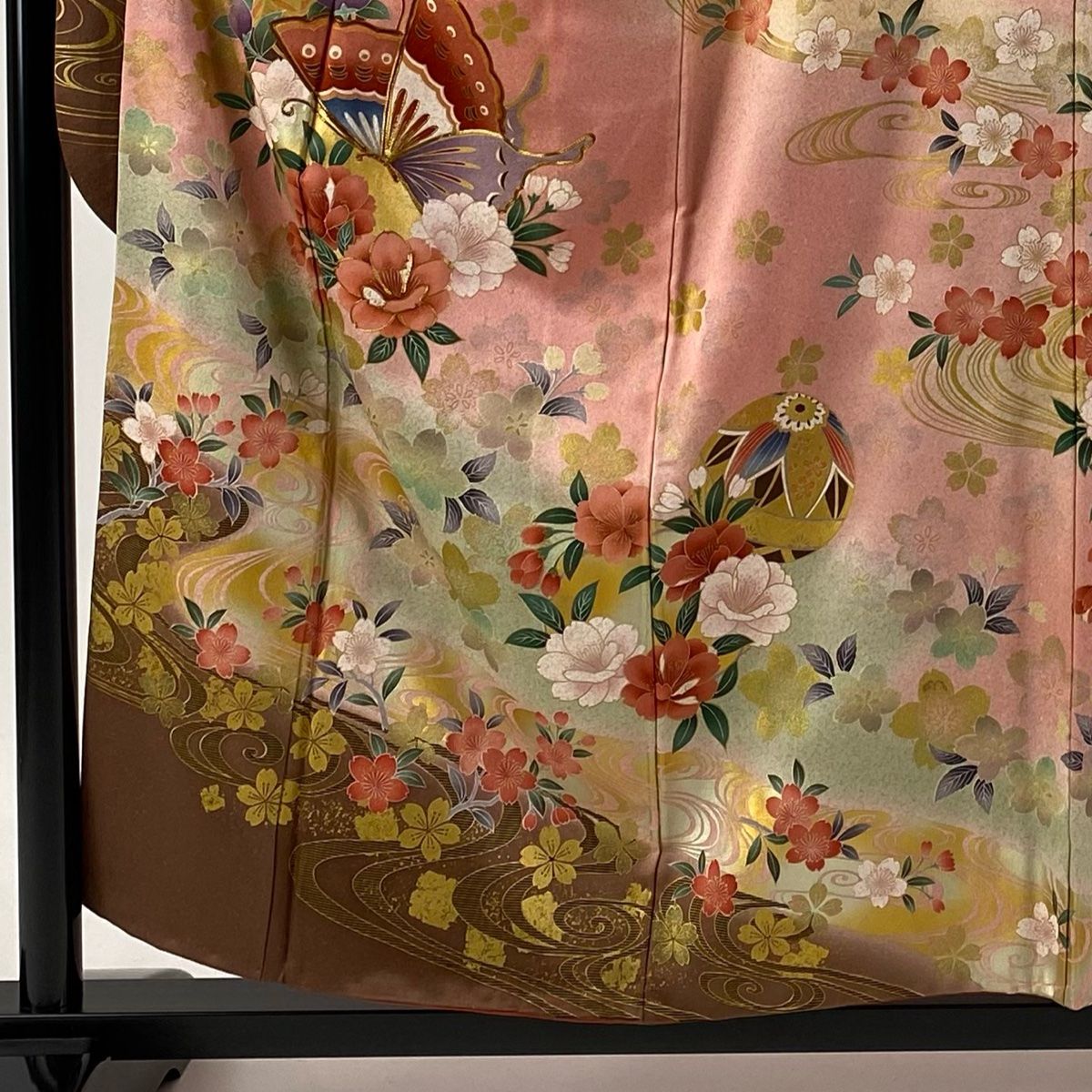 振袖 六通 蝶 花 桜 金糸 長尺 ロングサイズ華やか 振袖 身丈155cm 裄丈63cm S 袷 蝶 桜 金糸 金銀彩 サーモン