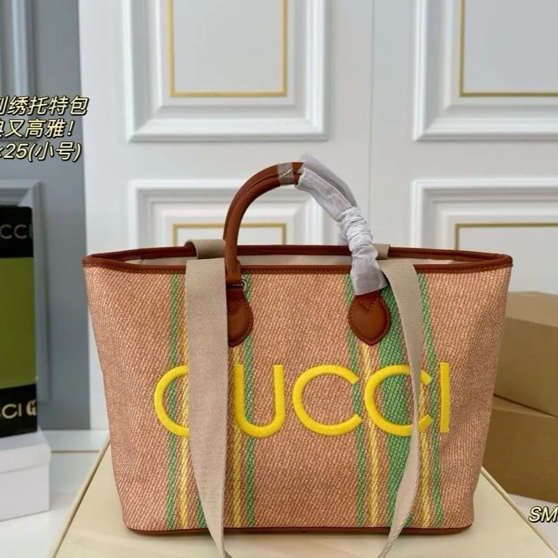 新品未使用 箱付 GUCCI ノベルティトートバッグ 専用ページ