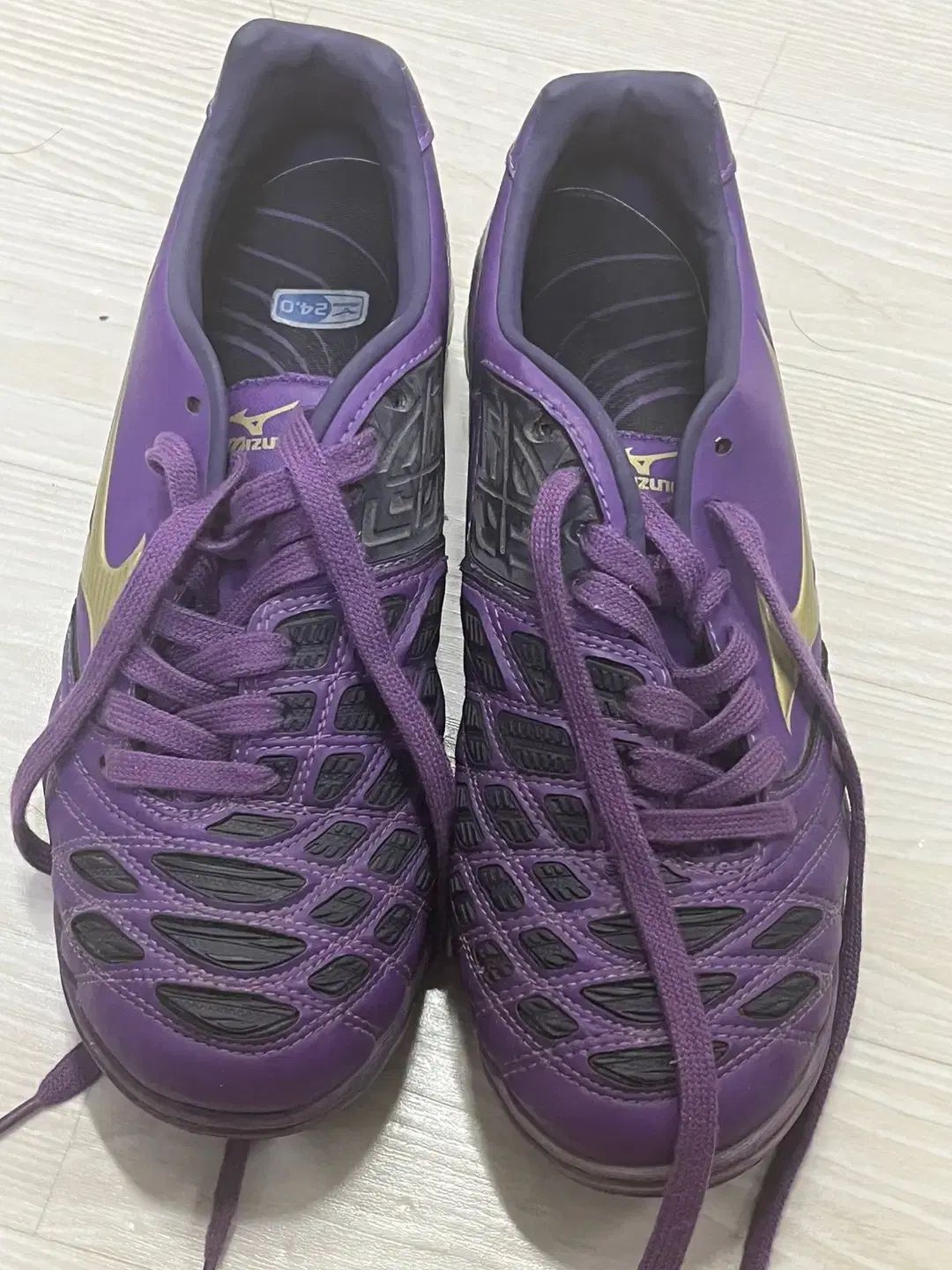 240 イグニタス mizuno ミズノ サッカーシューズ