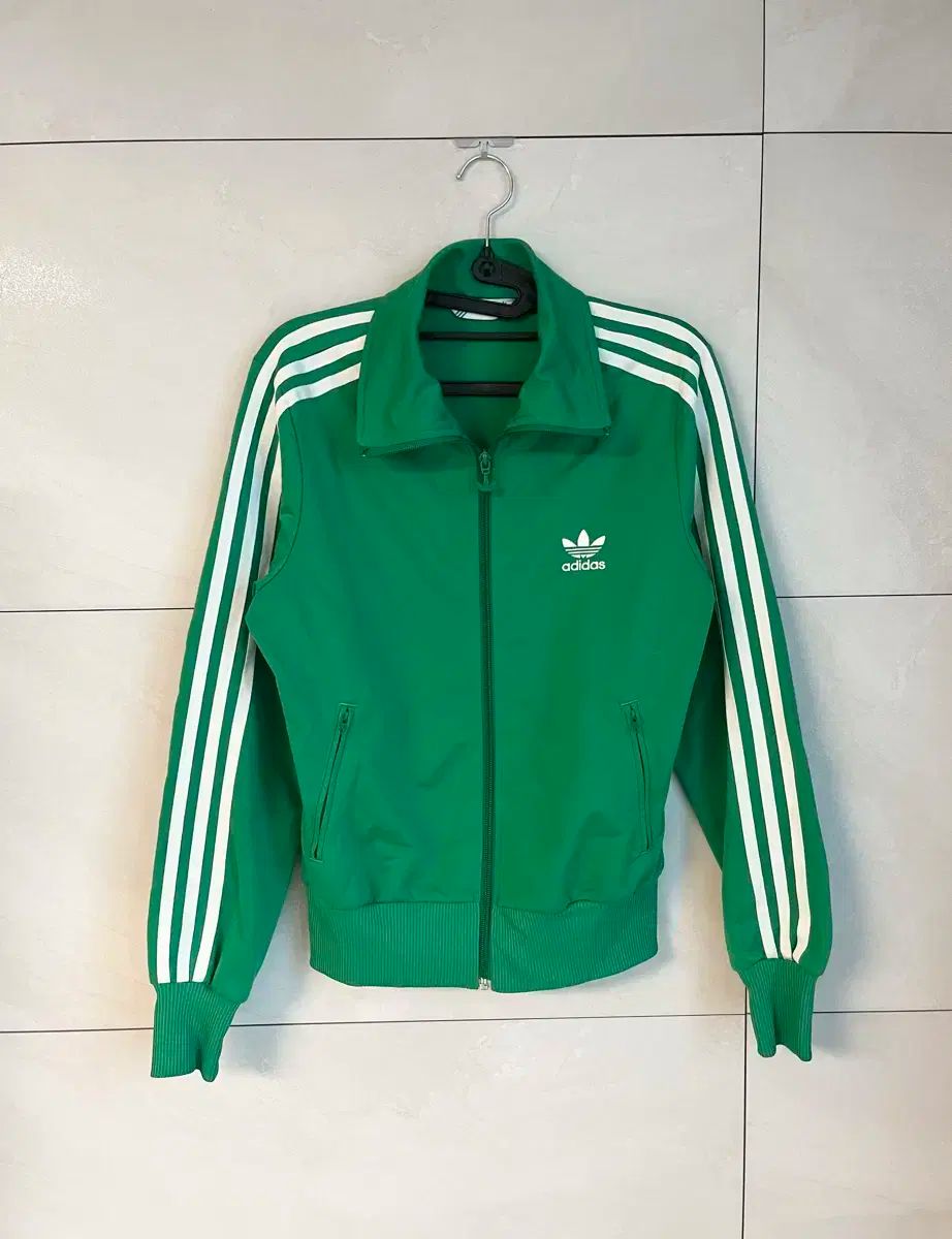 海外モデル ジェニィバッグ ビックロゴ adidas アディダス ジャージ レディース M