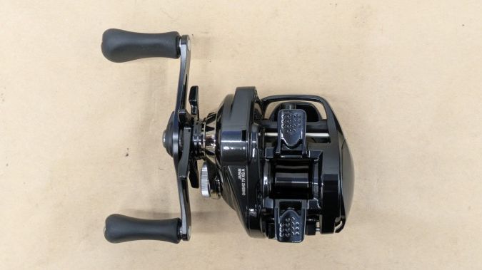 SHIMANO シマノ 24メタニウム DC 70XG 右ハンドル【WS588-003
