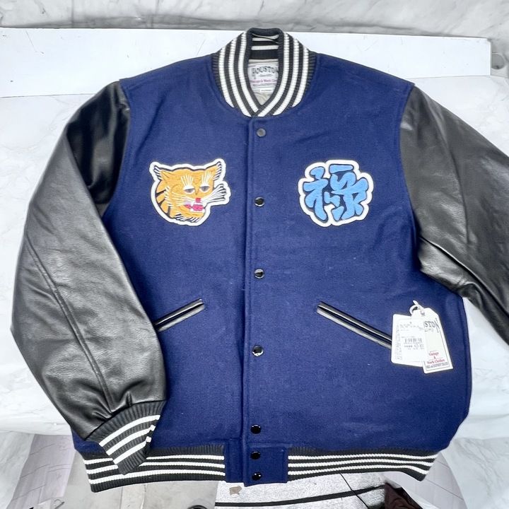 入手困難】 ピンクハウス ロゴ刺繍 スタジャン レザー 犬 花 ピンク