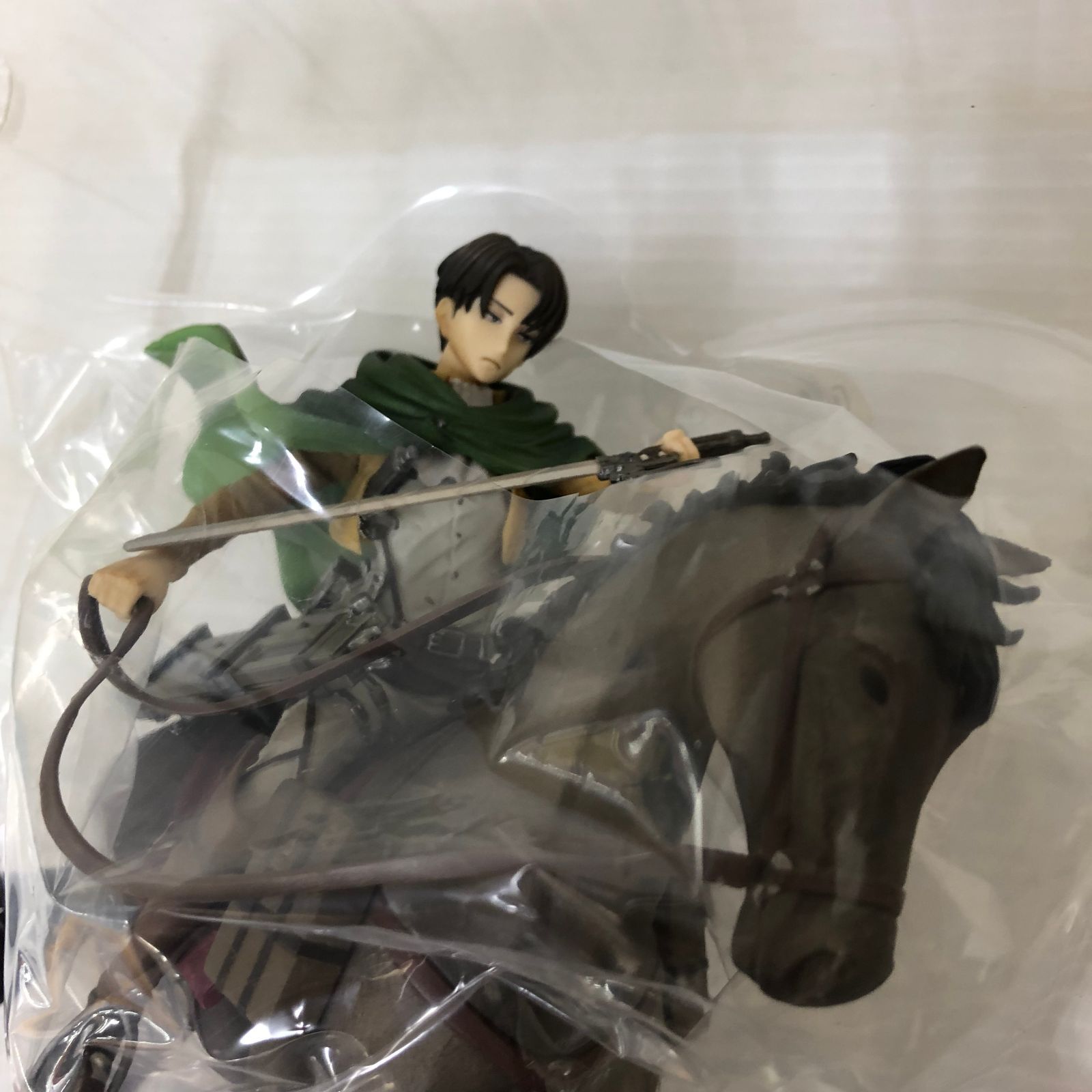 リヴァイ 「一番くじ 進撃の巨人～壁外調査女型捕縛作戦～」 公式 B賞