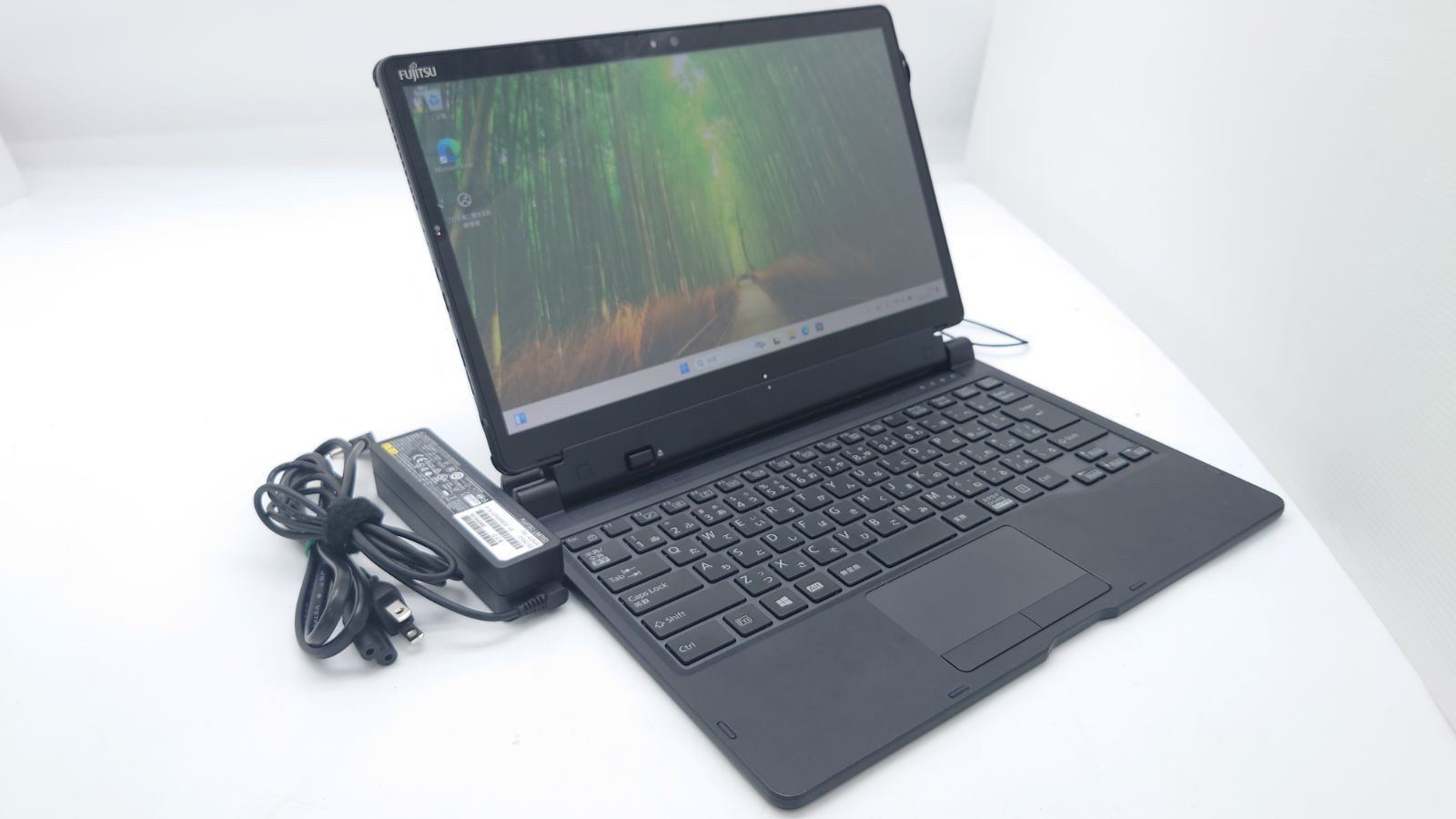 ARROWS Tab Q738/SB Core i5 8350U