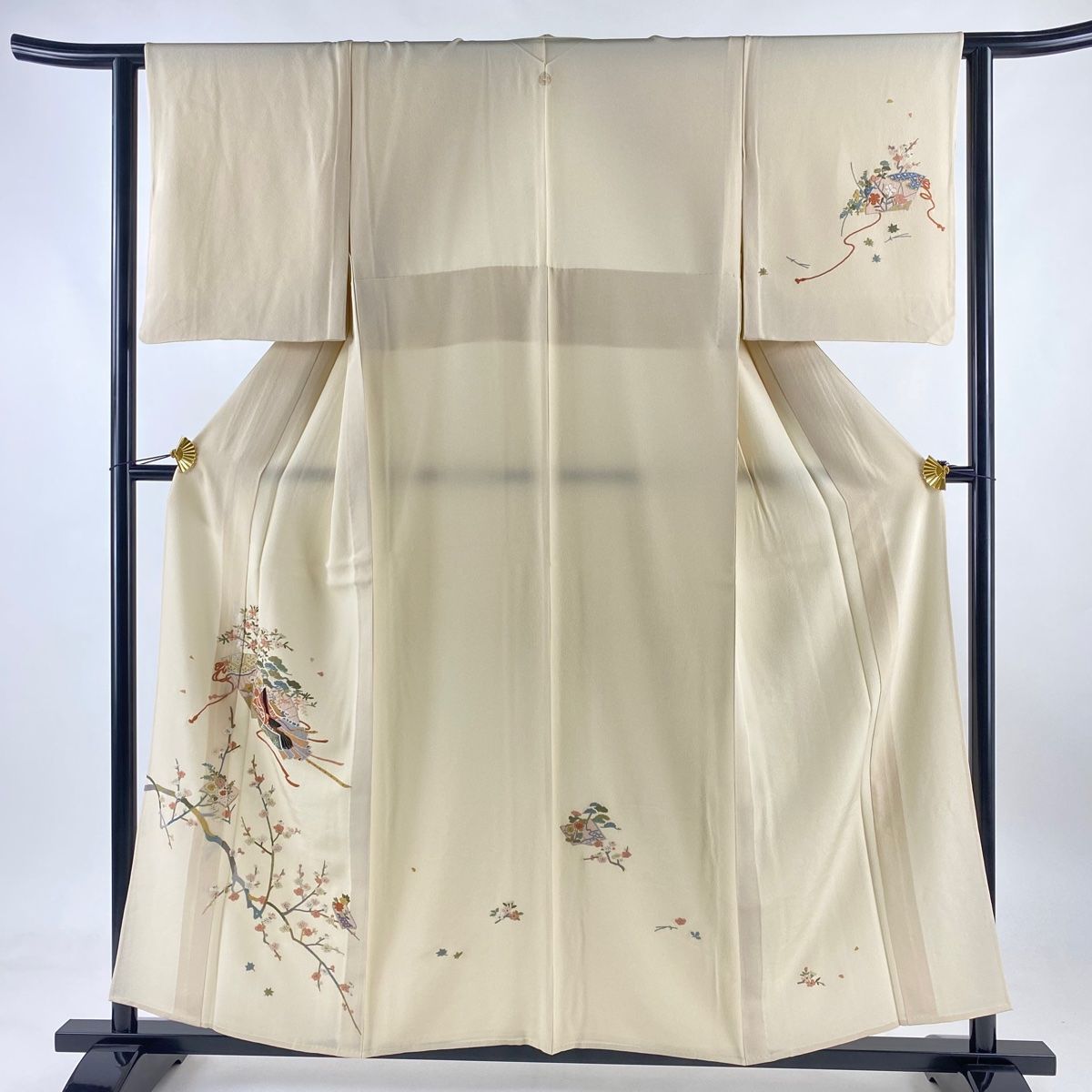 付下げ 身丈156cm 裄丈61cm S 単衣 姫 枝梅 金糸 相良刺繍 ベージュ 正絹 名品 一つ紋