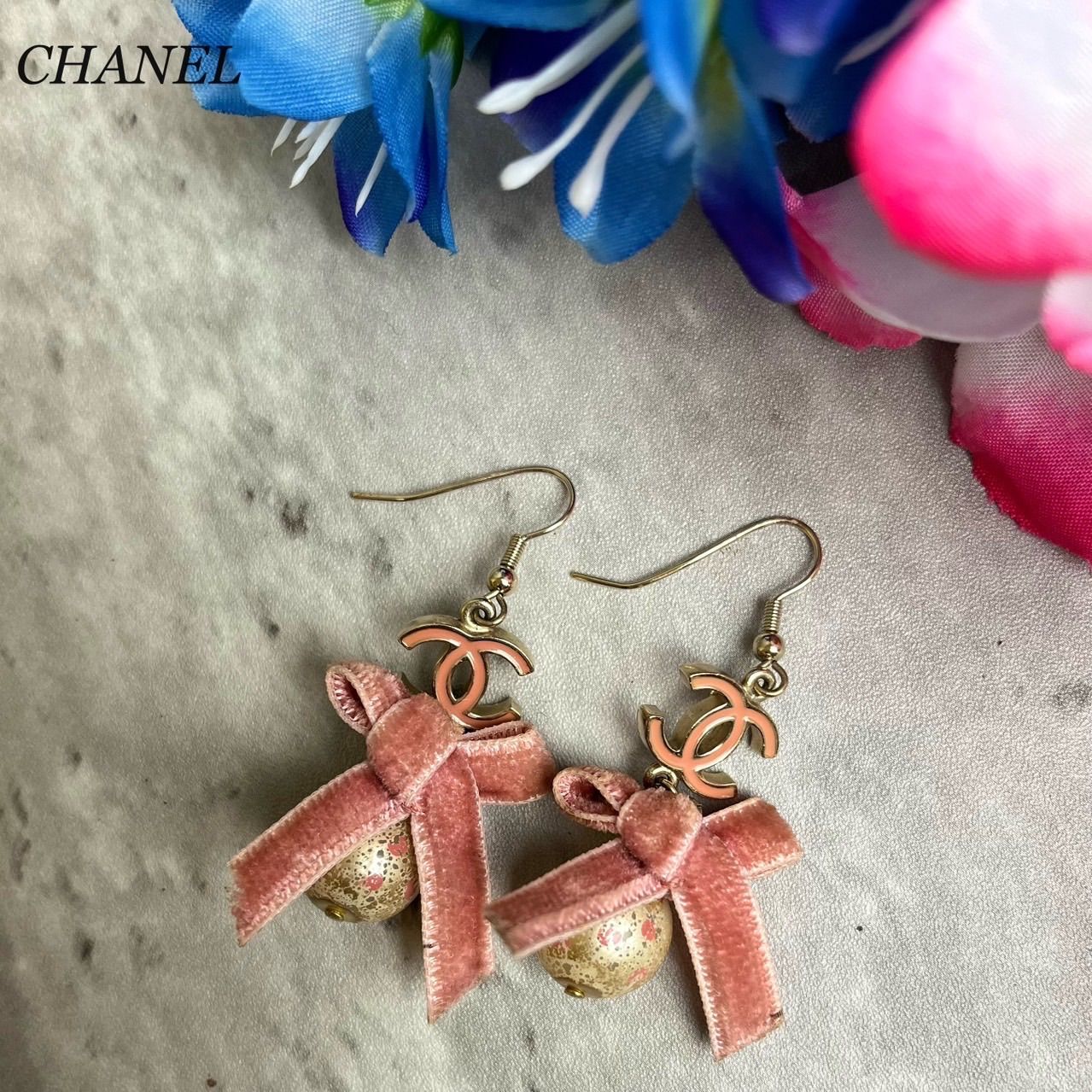 シャネル　ココマーク　ピアス　ドット柄　正規品 CHANEL シャネルCHANELピアス ココマークピアス A42175 新品
