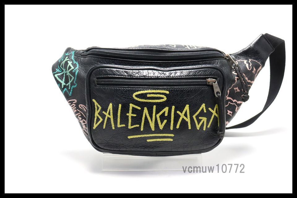 近年モデル 美 BALENCIAGA グラフィティエクスプローラー レザー ボディバッグ バレンシアガ 0515ng18905