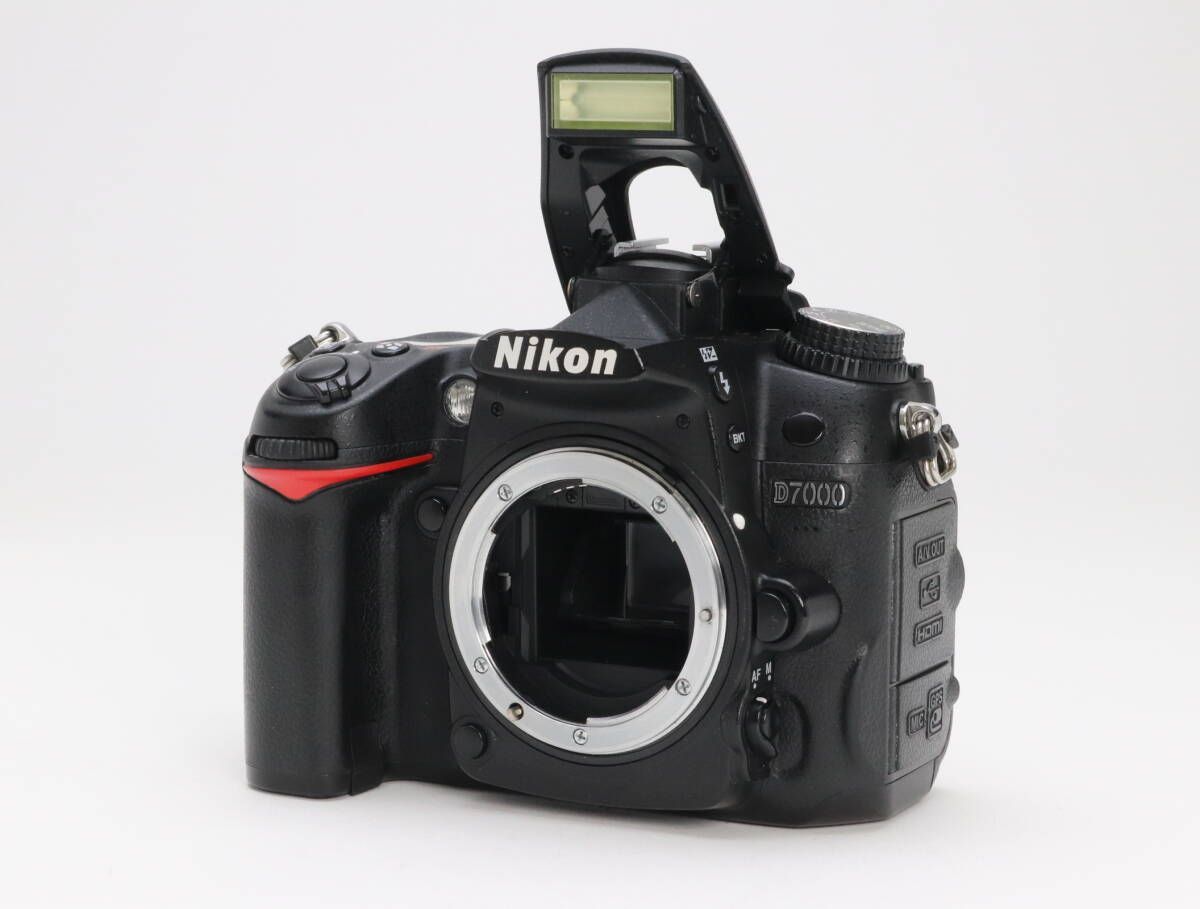 AB- (良品) Nikon ニコン D7000ボディ AB (良品) Nikon ニコン D7000 