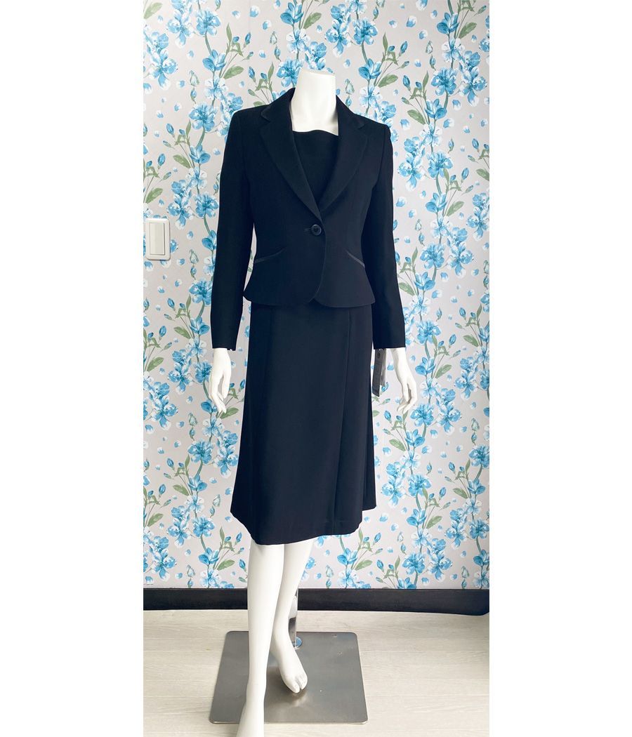 マリオ ヴァレンティーノMario Valentino ブラックフォーマル喪服2点セット 9号 BF0049