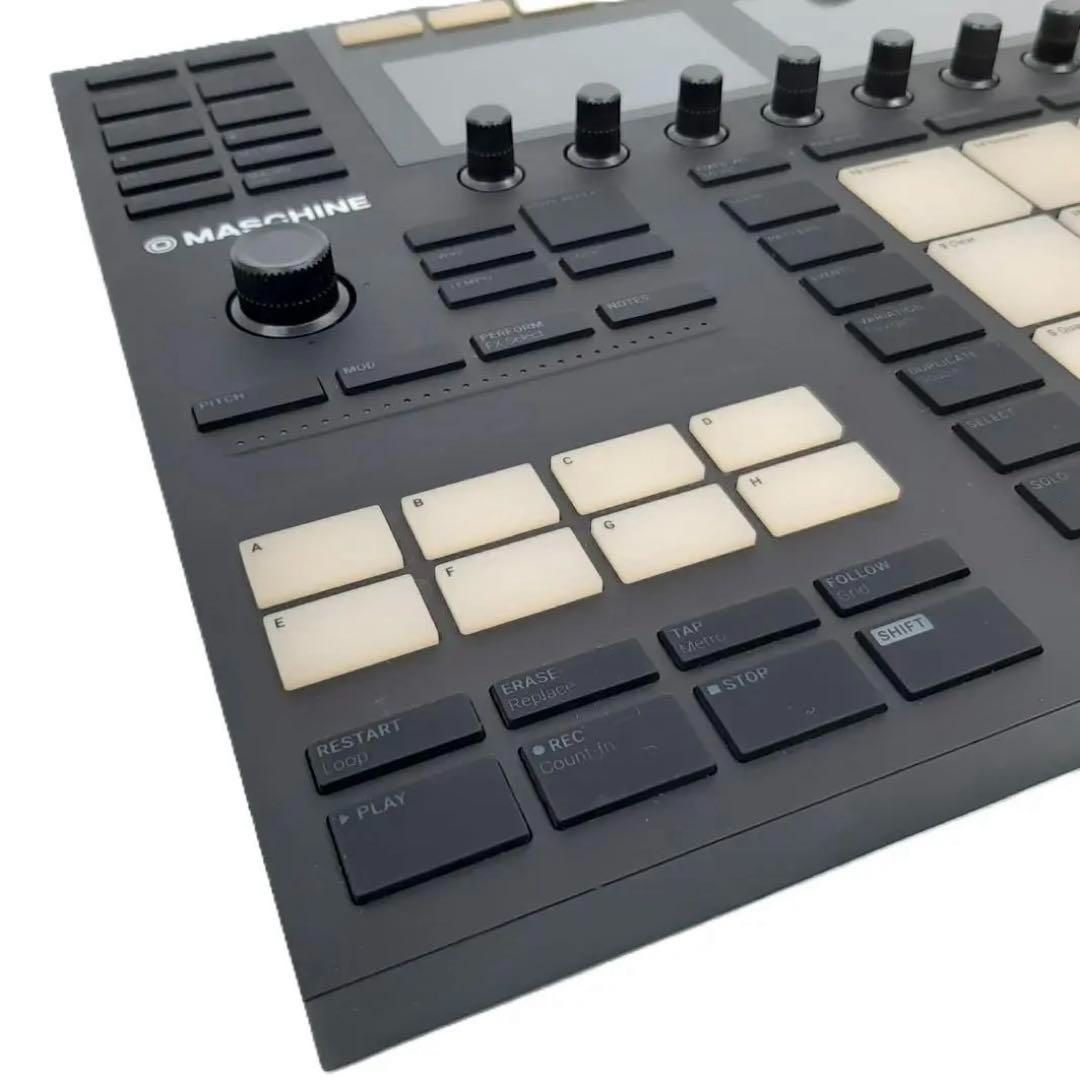 Native Instruments MASCHINE MK3 Black