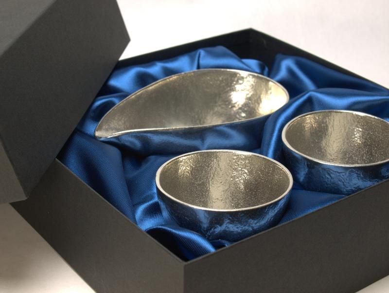 能作 片口 小 ぐいのみ 2個 伝統工芸 セット 化粧箱 包装 3 贈呈品