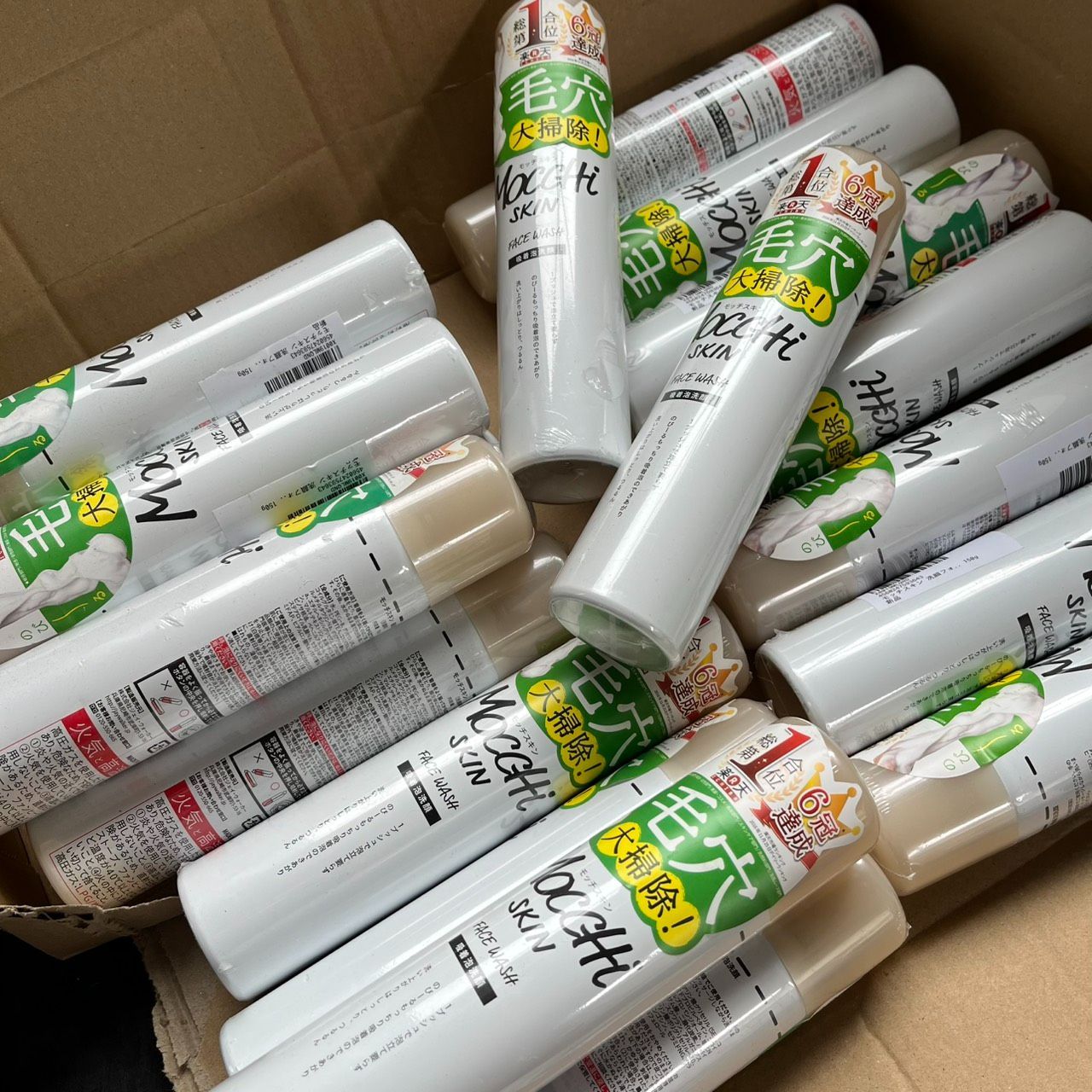 まとめ売り モッチスキン 吸着泡洗顔 150g ×20本セット MOCCHI SKIN FACE WASH