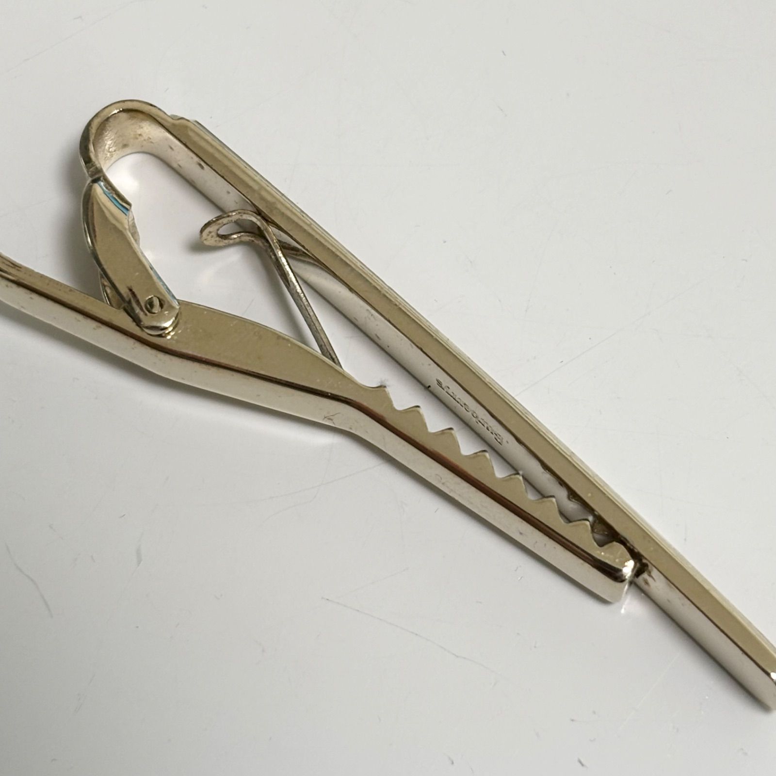 未使用【BURBELLY LONDON】バーバリー カフリンクス シルバーカラー 未使用【BURBELLY LONDON】バーバリー カフリンクス シルバーカラー