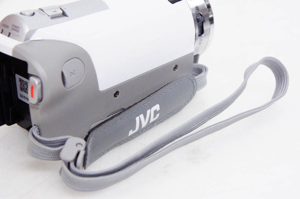 JVC Everio エブリオ GZ-E750-w ホワイト ビデオカメラ JVC Everio