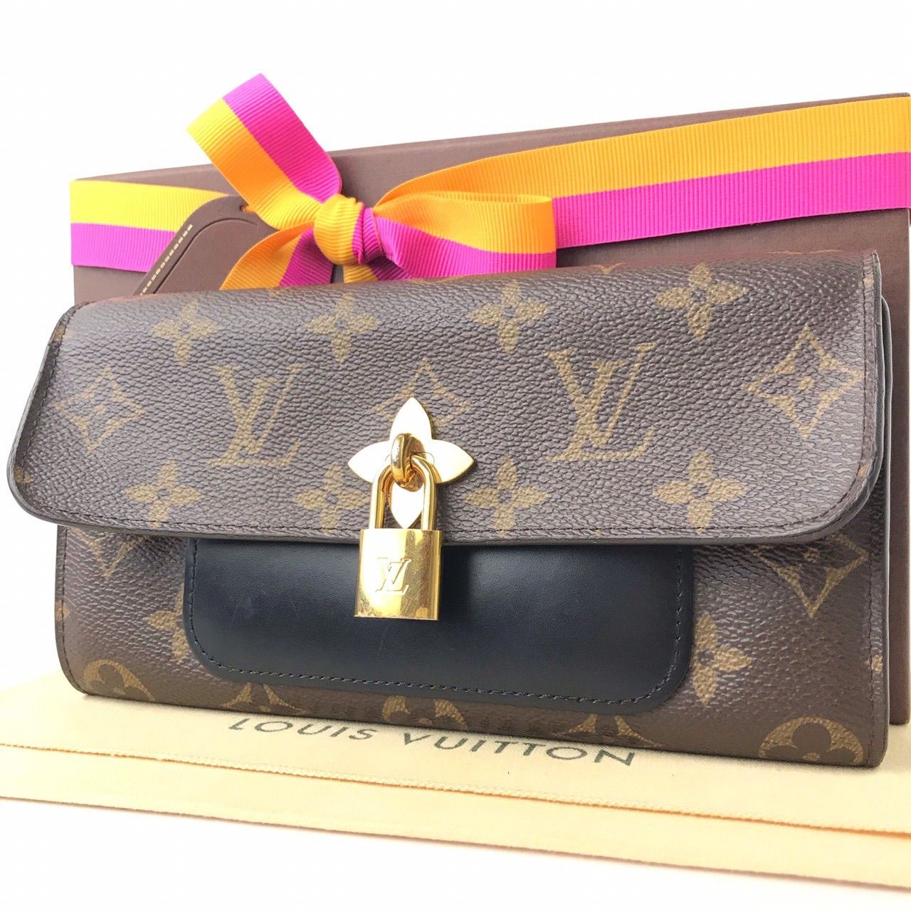 【超極希少】【美品】ルイヴィトン☆長財布☆茶黒☆モノグラム☆正規品☆M62567 超極希少】【美品】ルイヴィトン☆長財布☆茶黒☆モノグラム