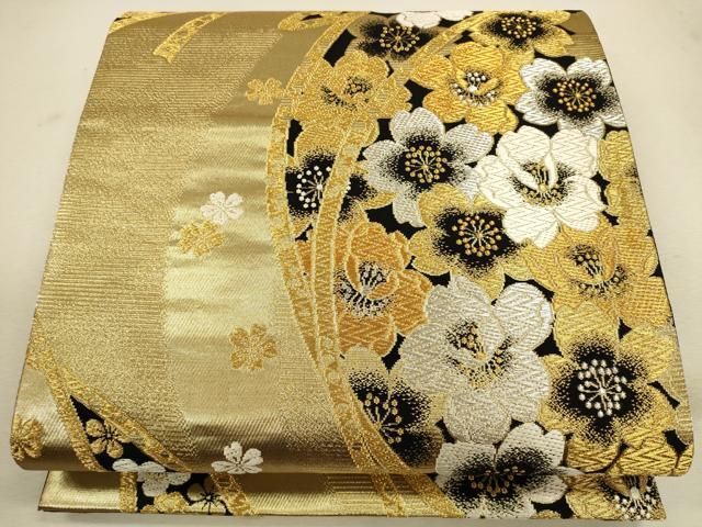 平和屋着物○六通柄袋帯 唐織 舞蝶文 黒地 金糸 正絹 逸品