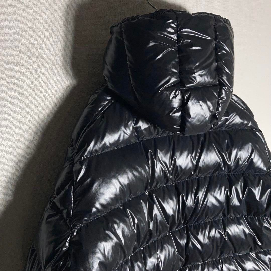 【極美品/サイズ7】MONCLER ダウンジャケット MAYA 光沢 黒 極美品/サイズ7】MONCLER ダウンジャケット MAYA 光沢 黒 - メルカリ