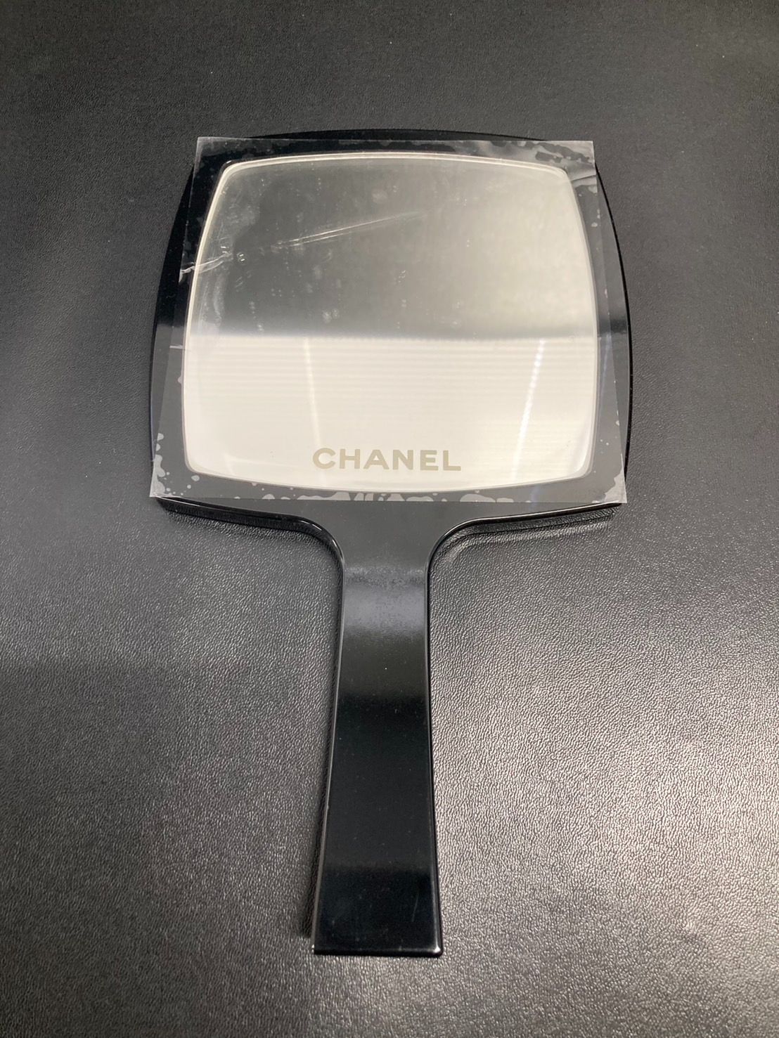 CHANEL】シャネル 鏡 ミラー 非売品 美品 - メルカリ