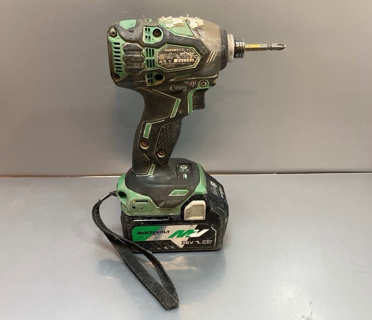 HIKOKI コードレスインパクトドライバ