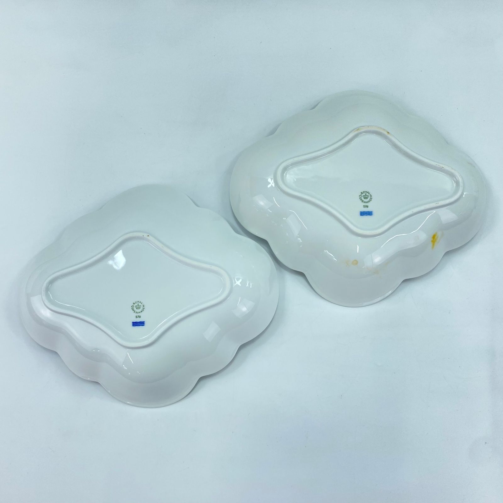 ロイヤル コペンハーゲン ホワイトパルメッテ フラワーボウル 2点