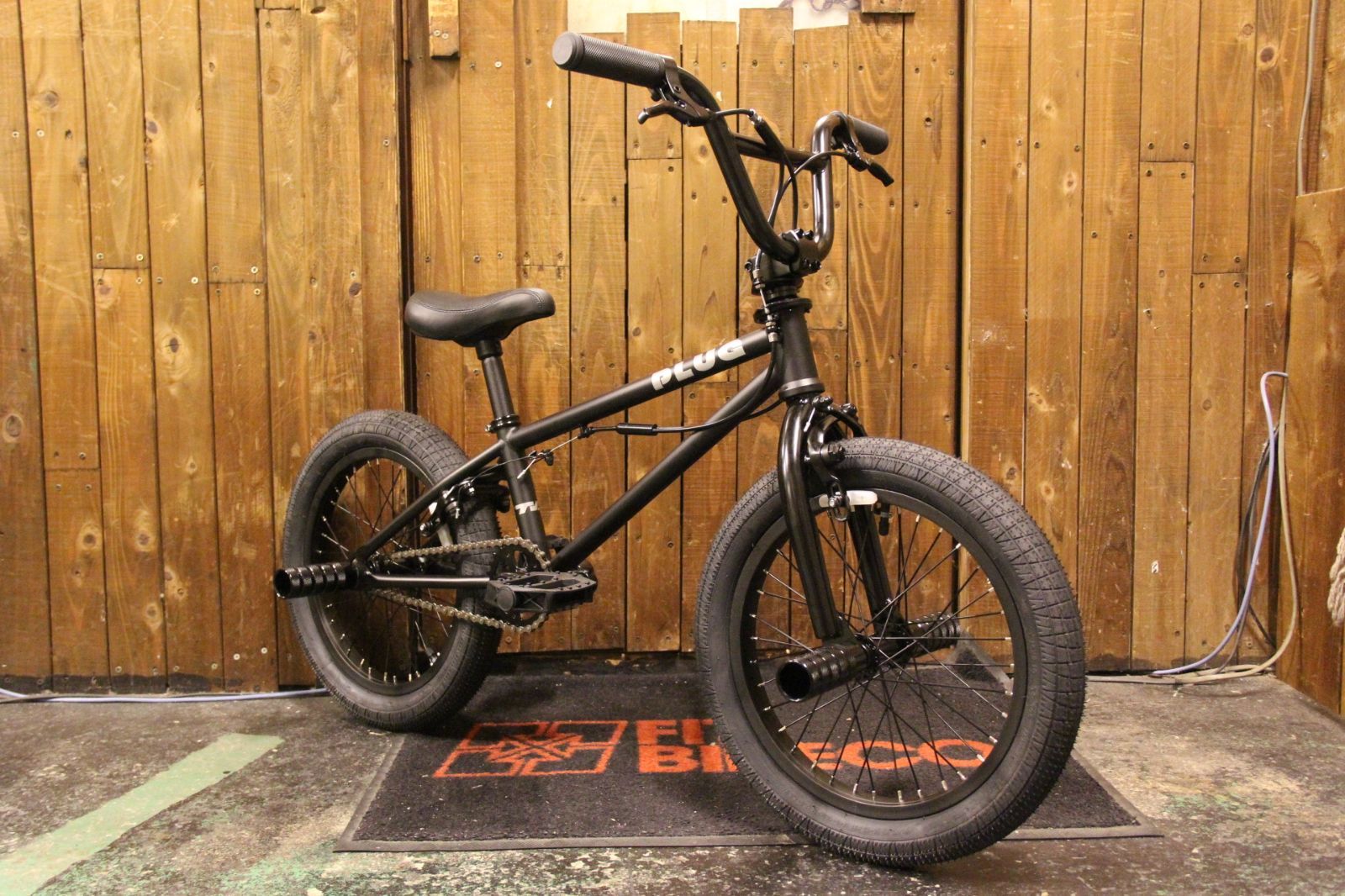 自転車 BMX KIDS 16インチ キッズ 子供自転車 TNB PLUG - 16 FAT TIRE