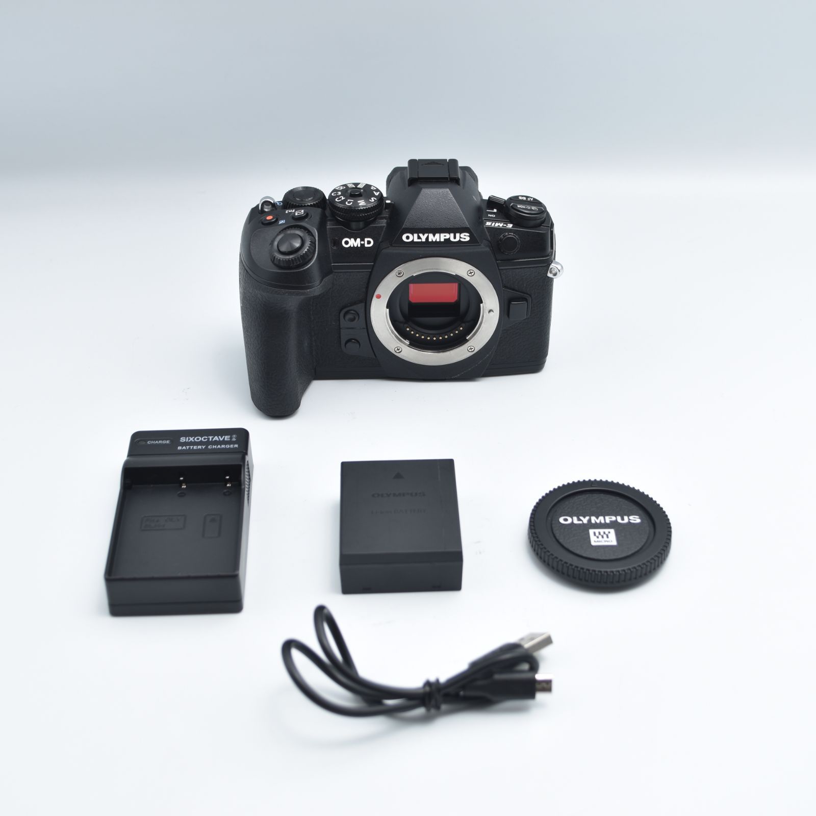 B 9861 OLYMPUS ミラーレス一眼 OM-D E-M1 MarkⅡボディ シルバー