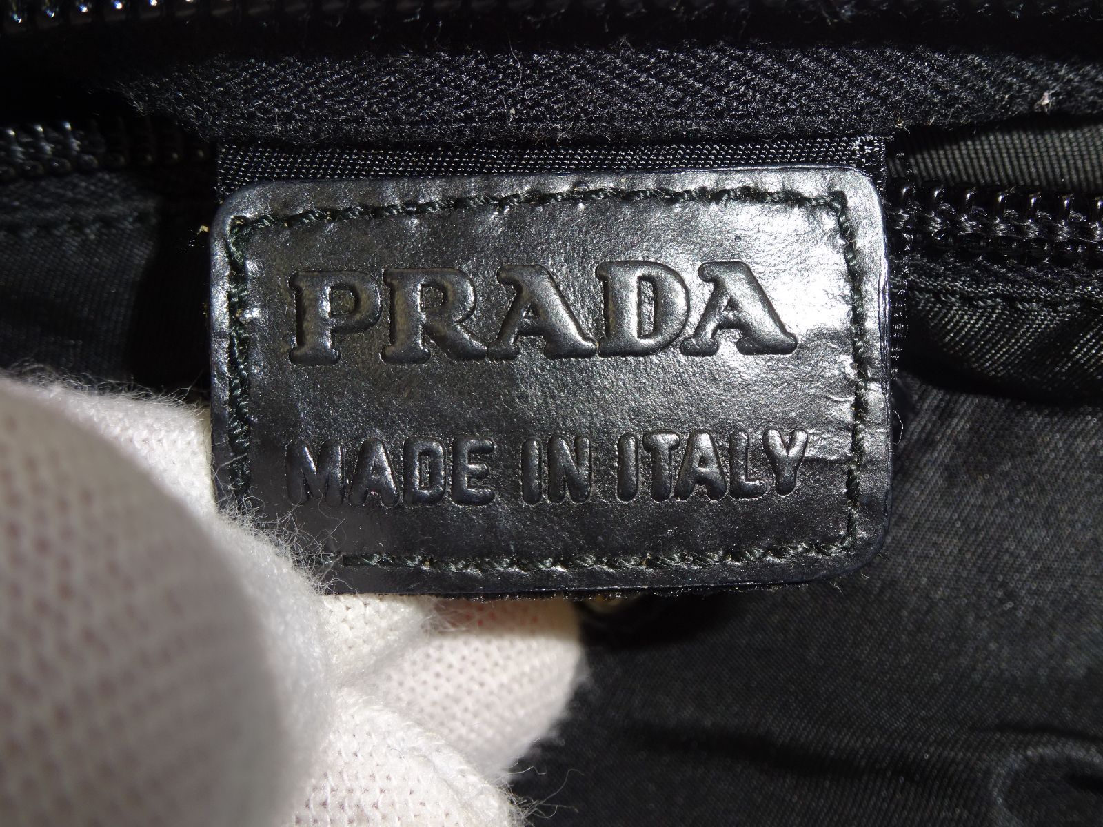 PRADA プラダ ポーチ MV347 8 ギャランティカードあり【EAAO5028 